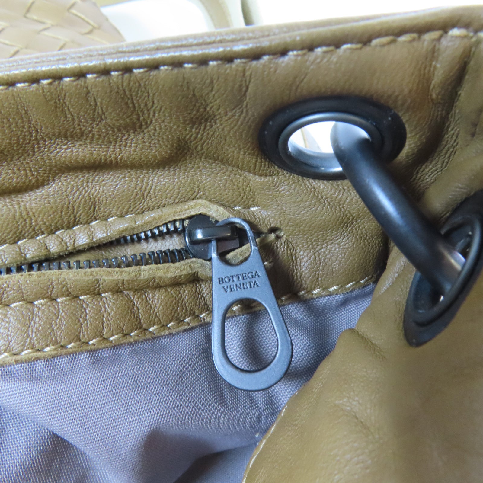 BOTTEGA VENETA 織紋皮革Shoulder Bag肩背袋啡色