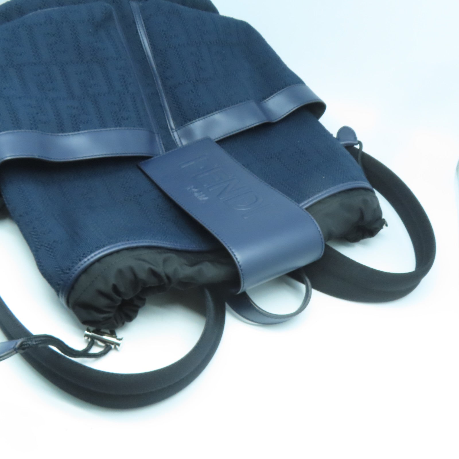 FENDI 【激減優惠】帆布Strike Medium Backpack銀扣背包深藍色