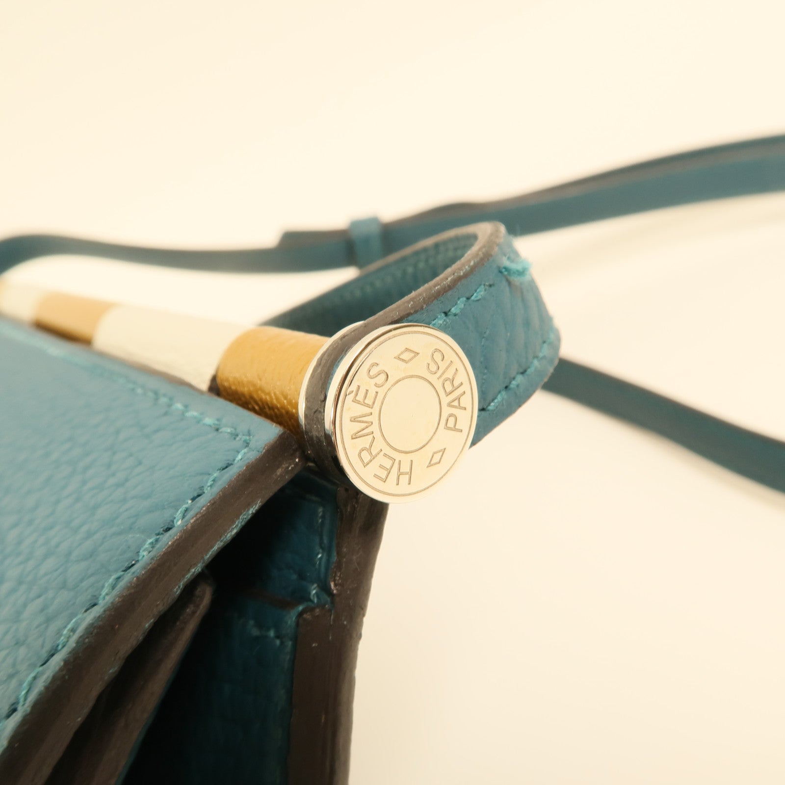 HERMES Clemence皮革Saut 25銀扣肩背袋Vert Bosphore