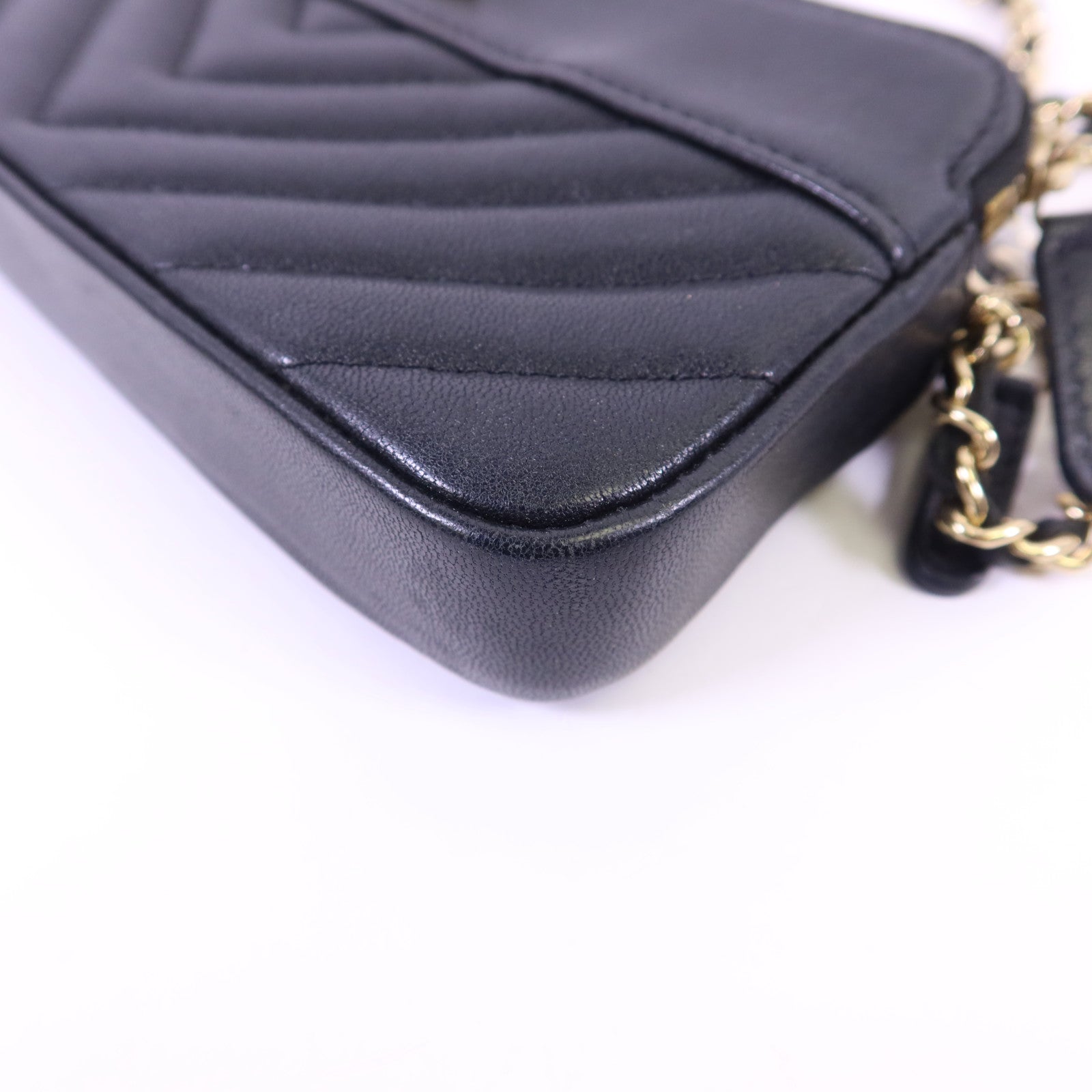 CHANEL 牛皮皮革Shoulder Bag金扣鏈帶肩背袋