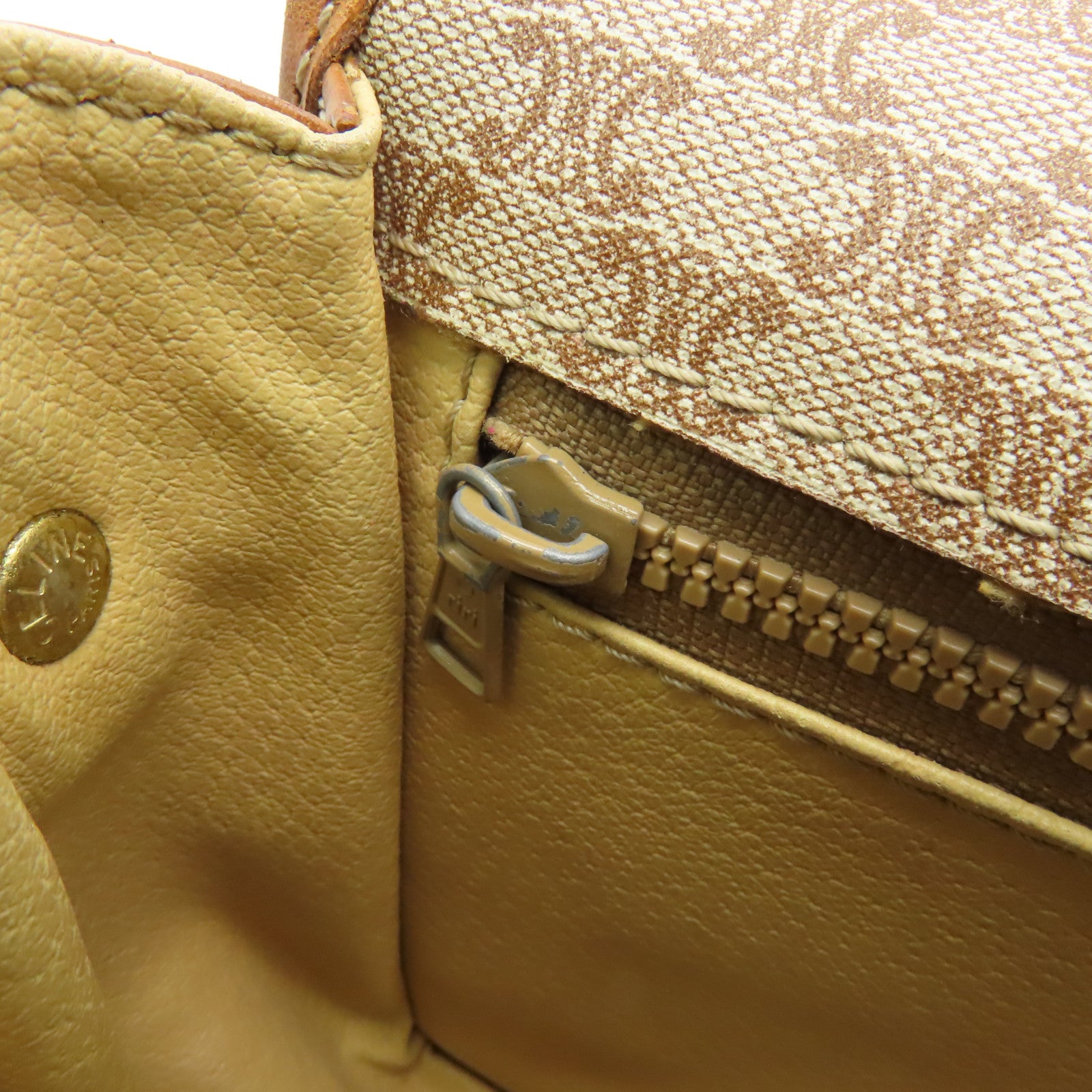 CELINE 帆布Shoulder Bag金扣肩背袋啡色