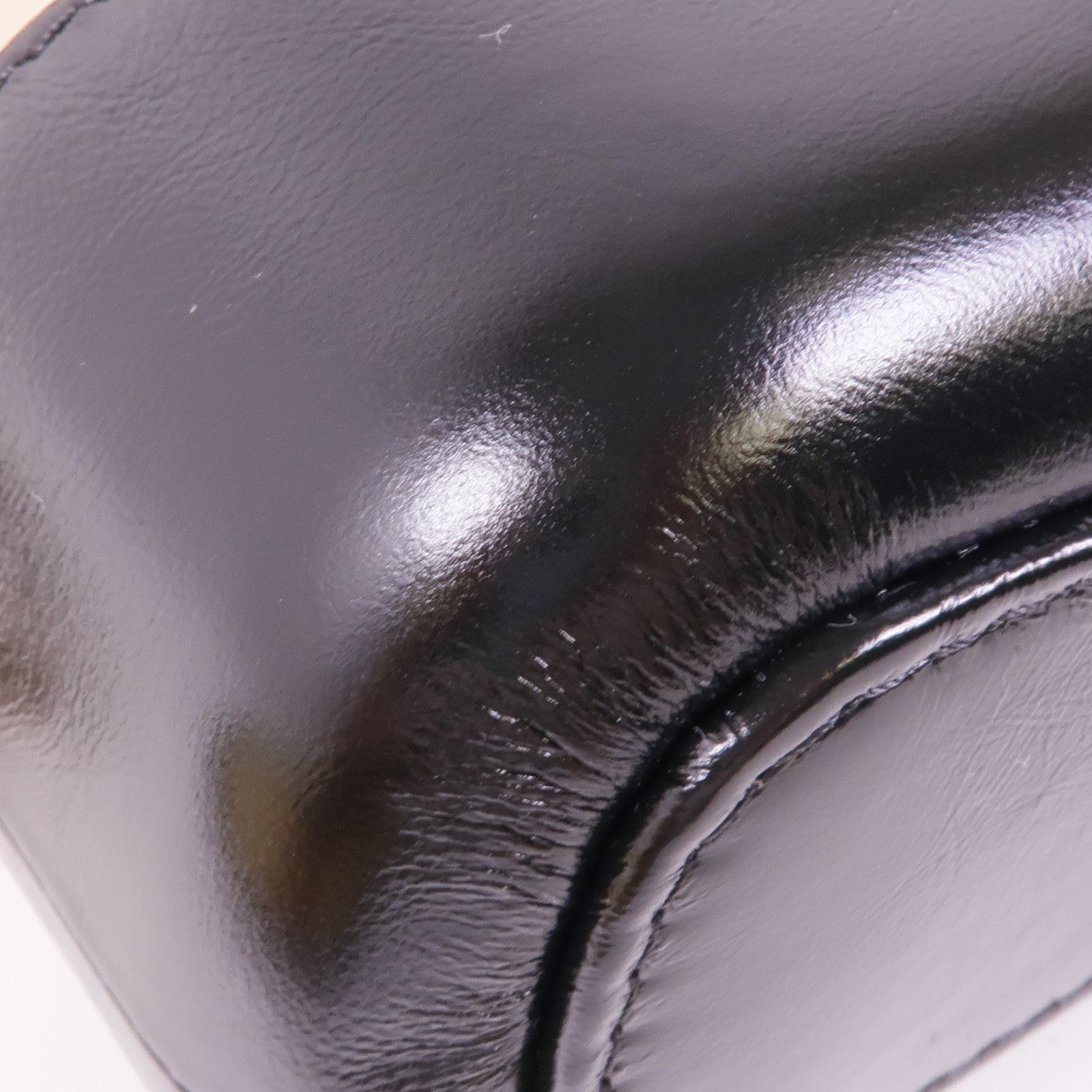 CHANEL 牛皮皮革Gabrielle Smal鏈帶肩背袋