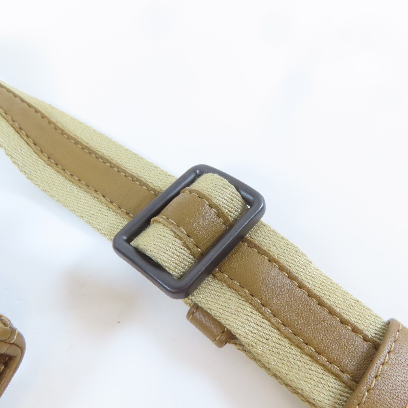 BOTTEGA VENETA 織紋皮革Shoulder Bag肩背袋啡色