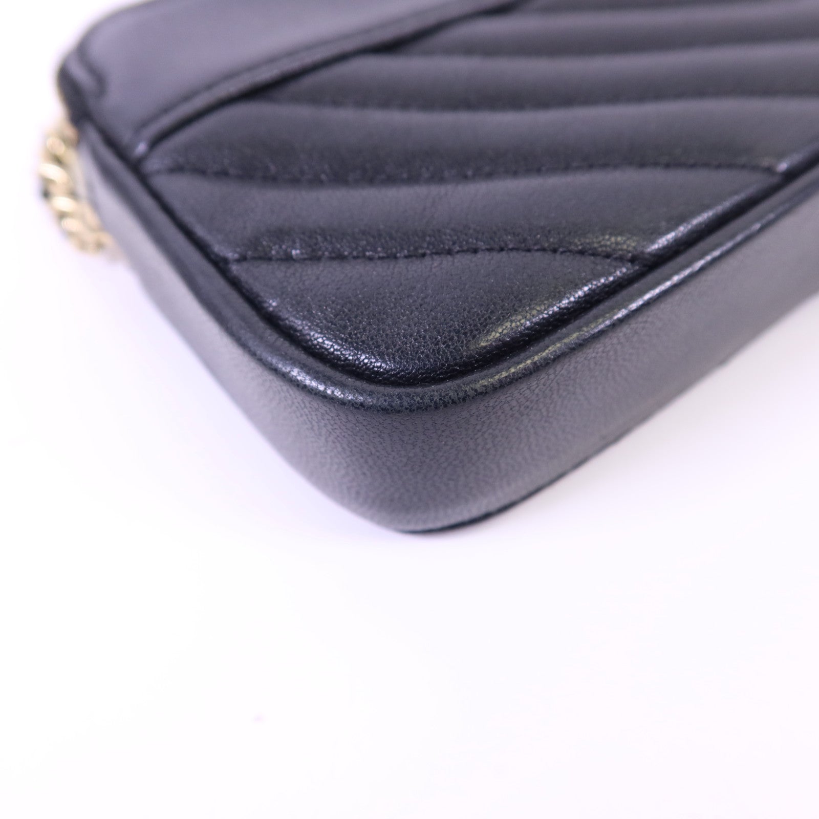 CHANEL 牛皮皮革Shoulder Bag金扣鏈帶肩背袋