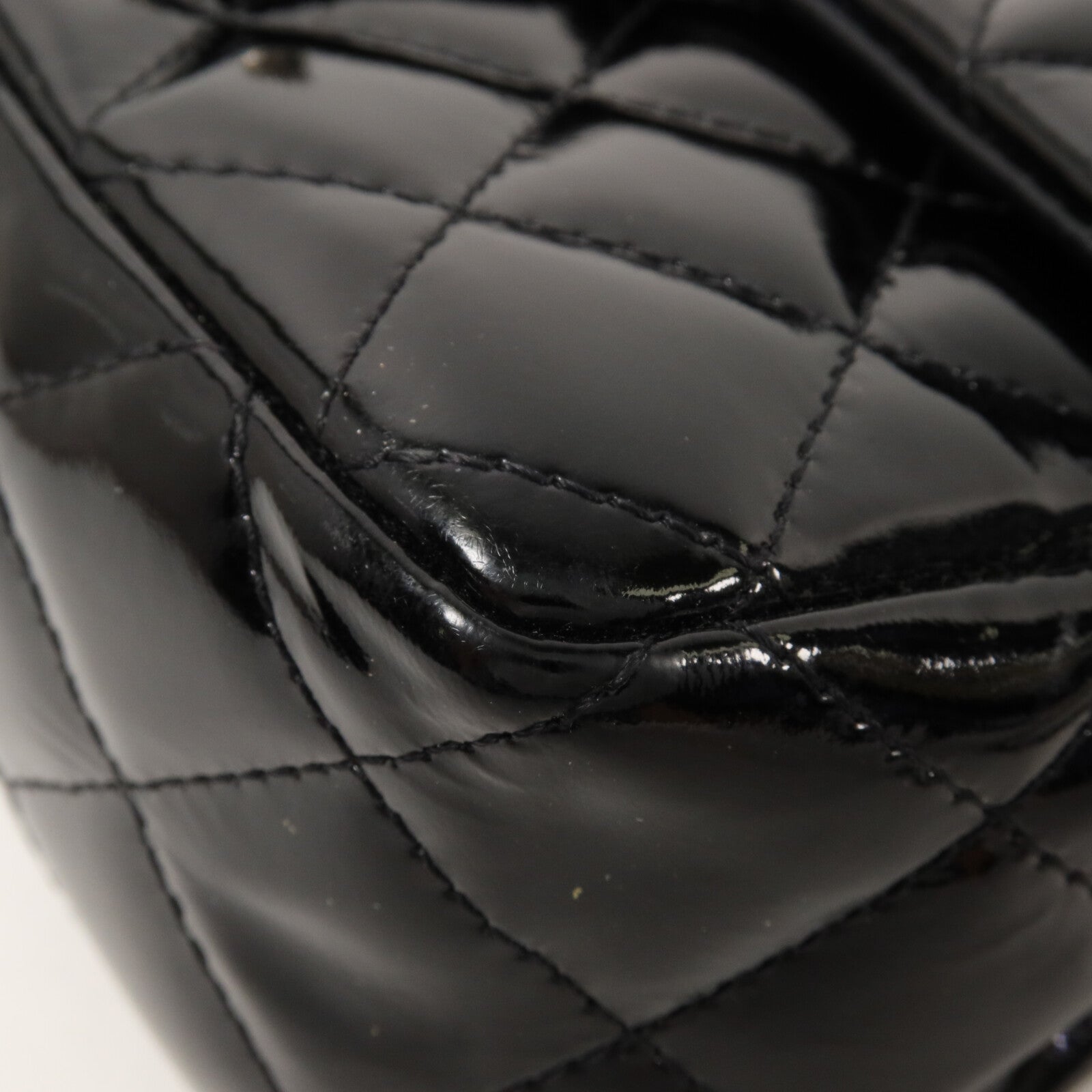 CHANEL 漆皮皮革Mini Classic 20鏈帶肩背袋