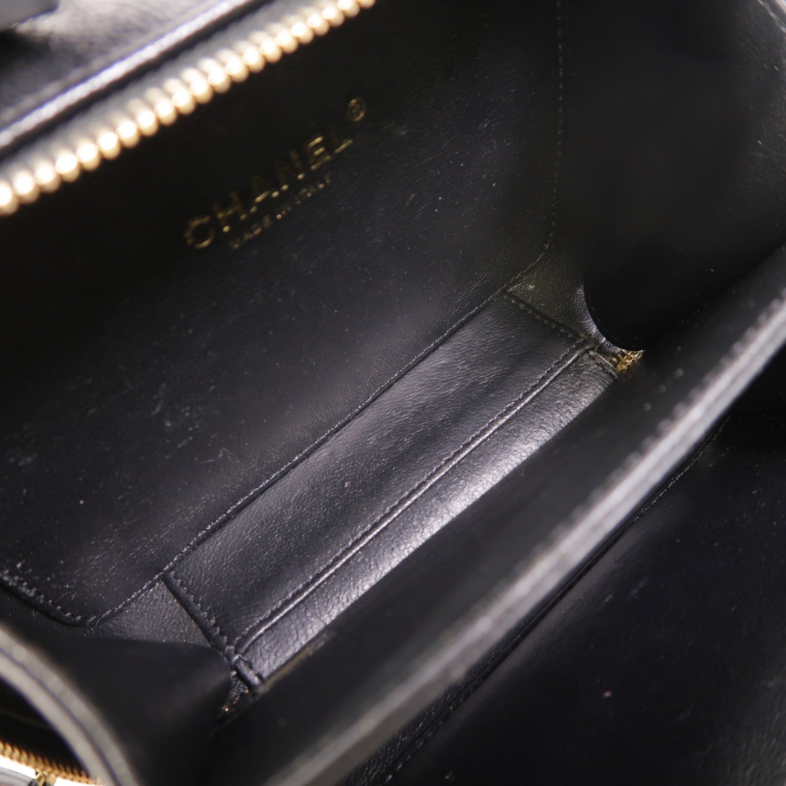 CHANEL 牛皮皮革Vanity Case金扣手挽肩背兩用袋