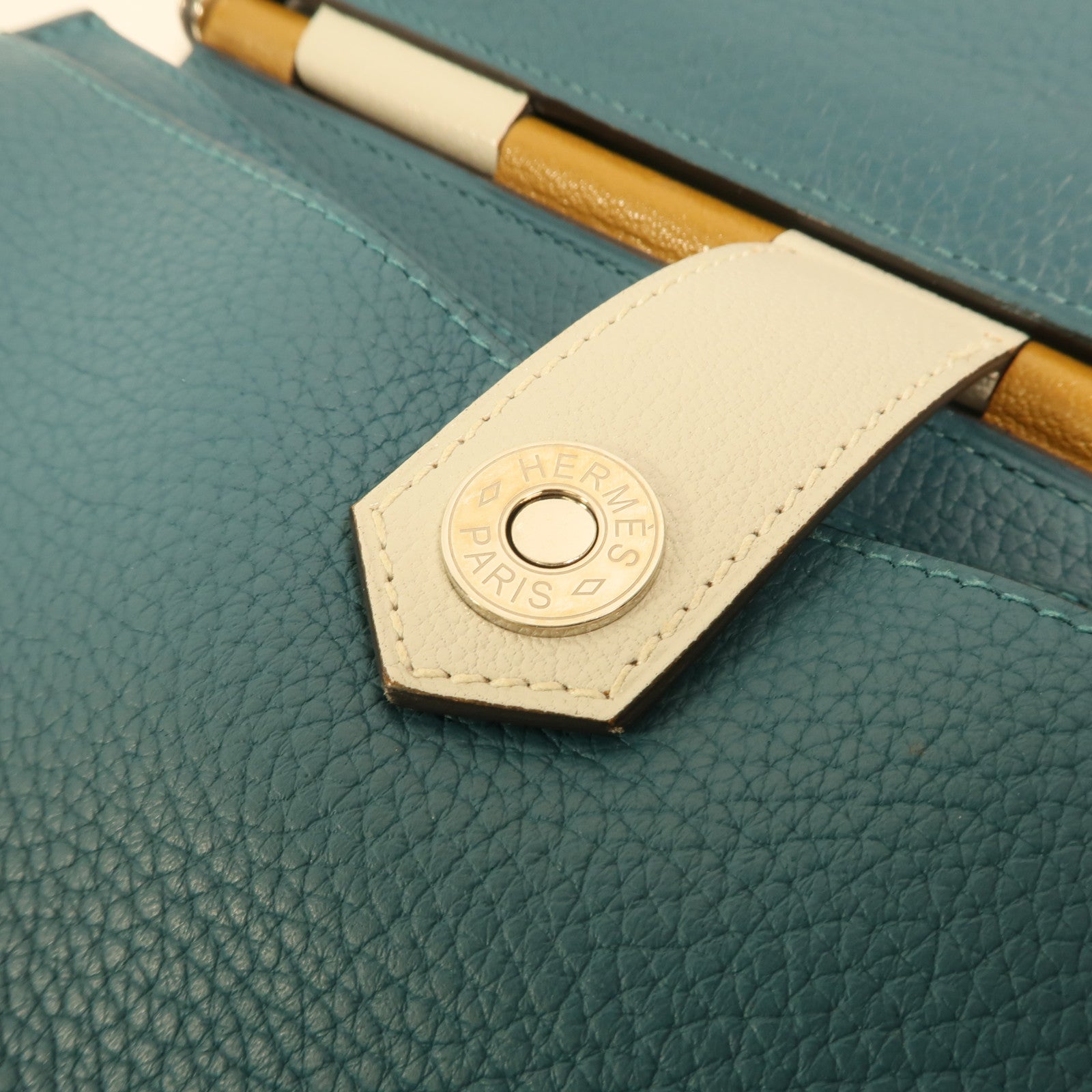 HERMES Clemence皮革Saut 25銀扣肩背袋Vert Bosphore