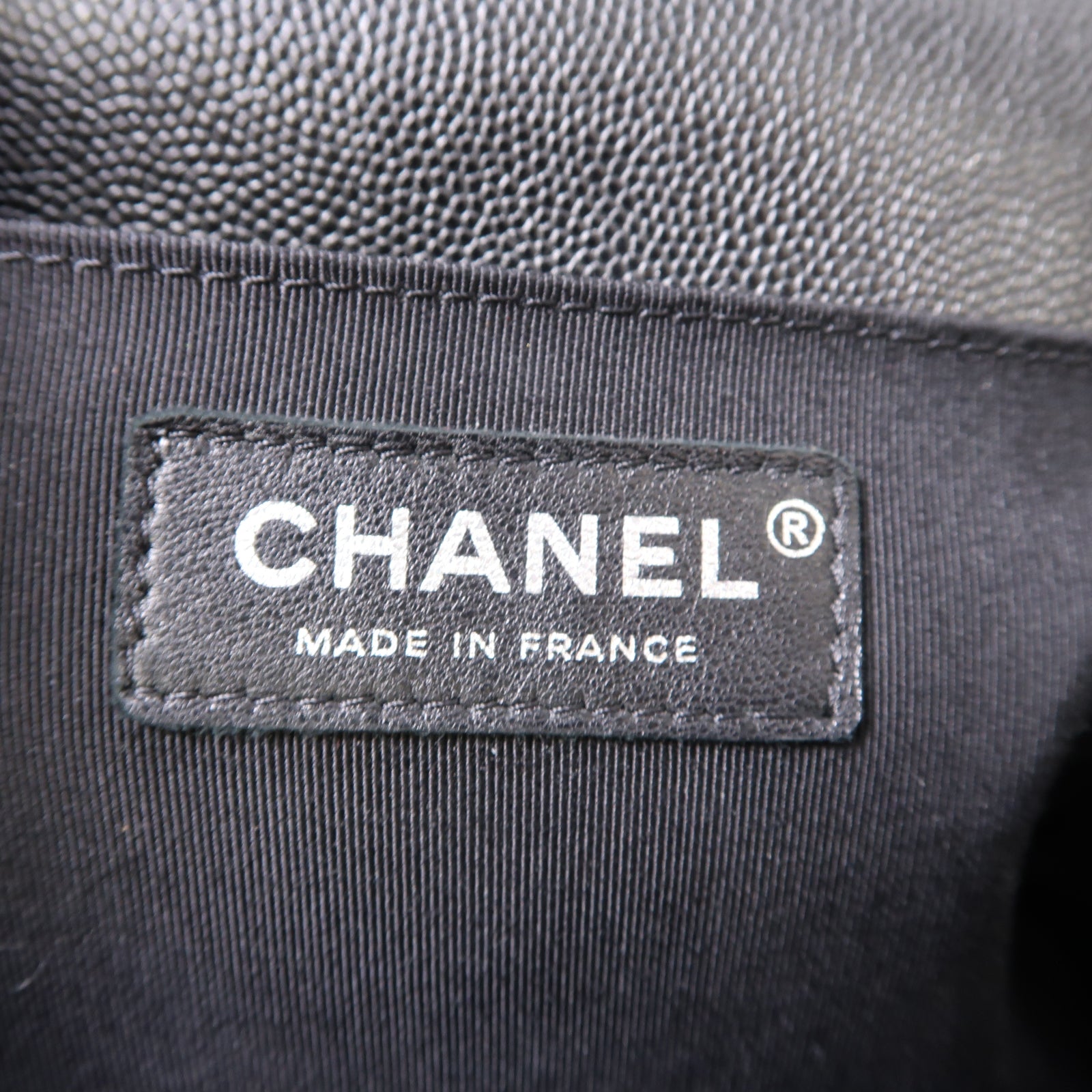 CHANEL 菱格牛皮皮革Boy銀扣肩背袋黑色