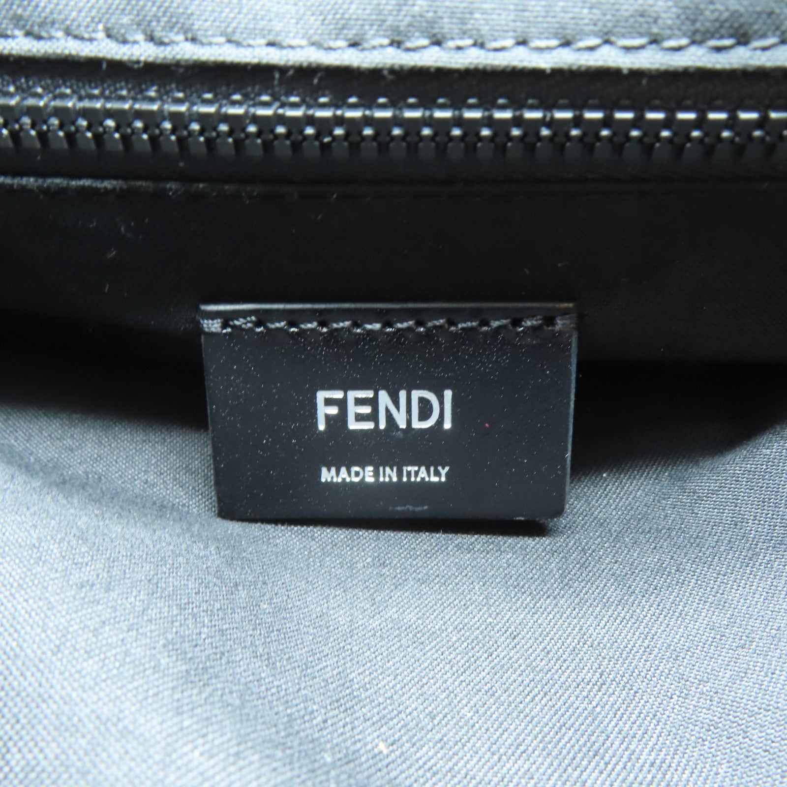 FENDI 【激減優惠】帆布Strike Medium Backpack銀扣背包深藍色