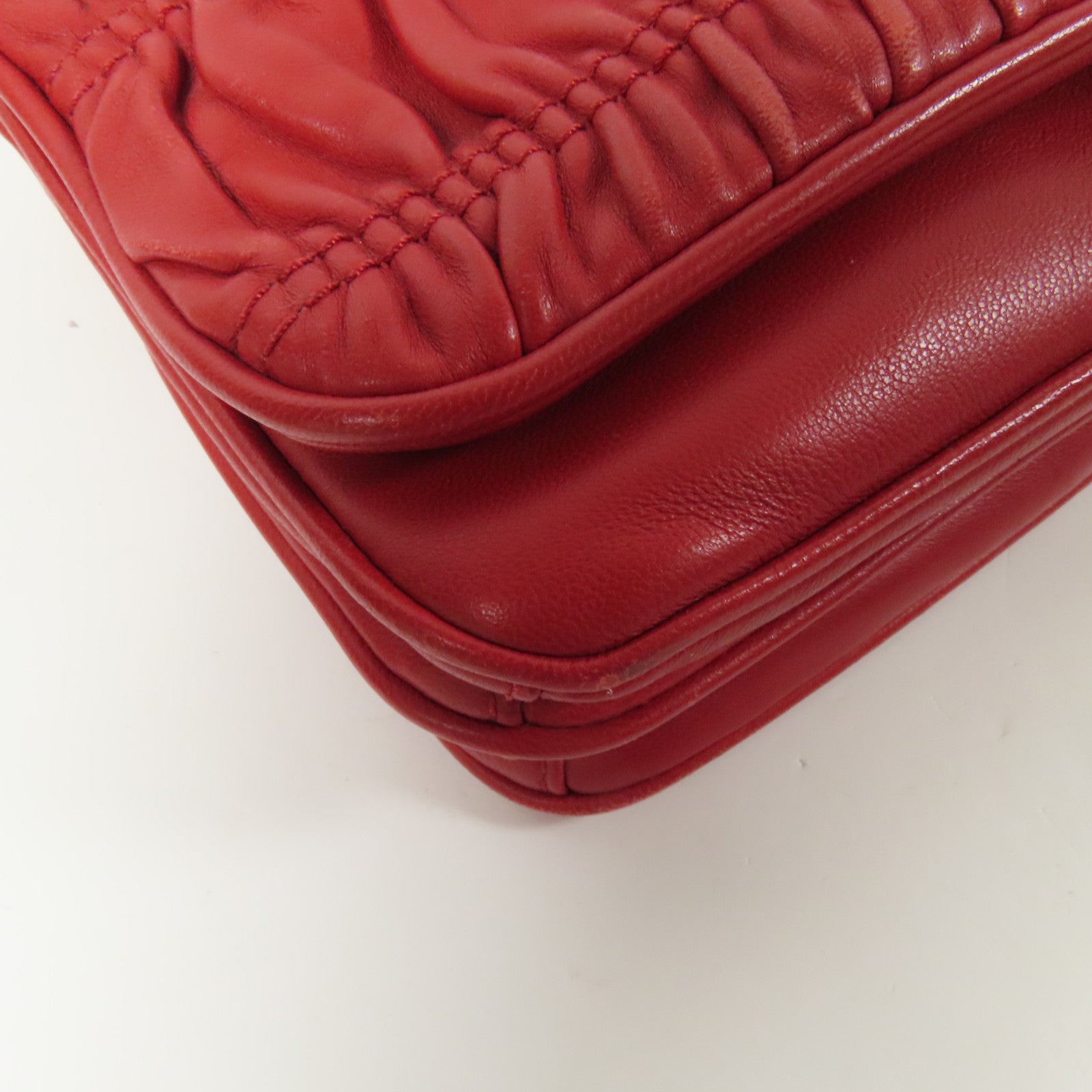 PRADA 羊皮皮革Chain Shoulder銀扣肩背袋