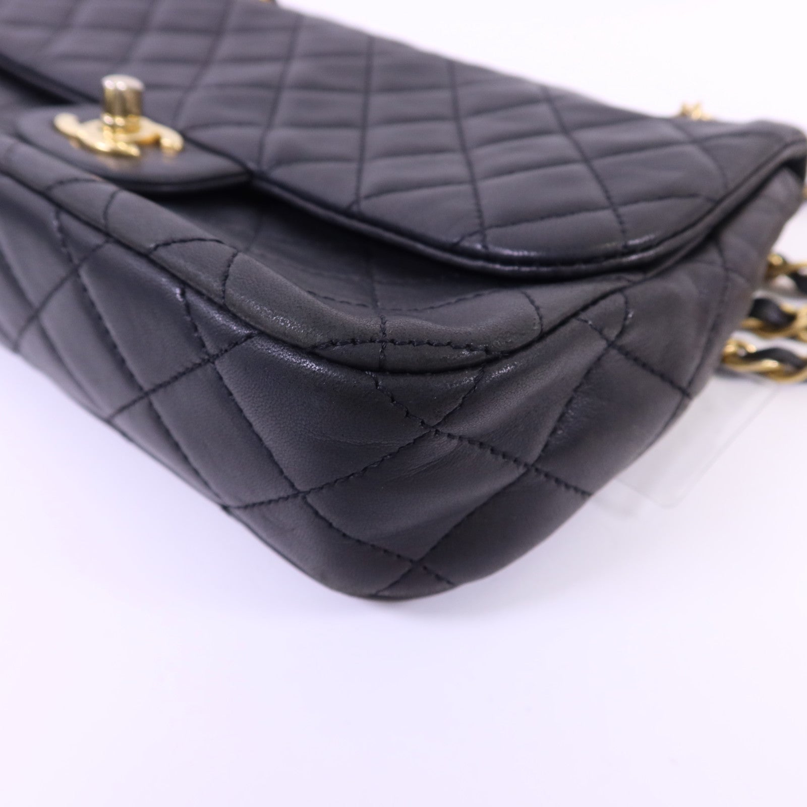 CHANEL 牛皮皮革Chain Shoulder Bag金扣鏈帶肩背袋