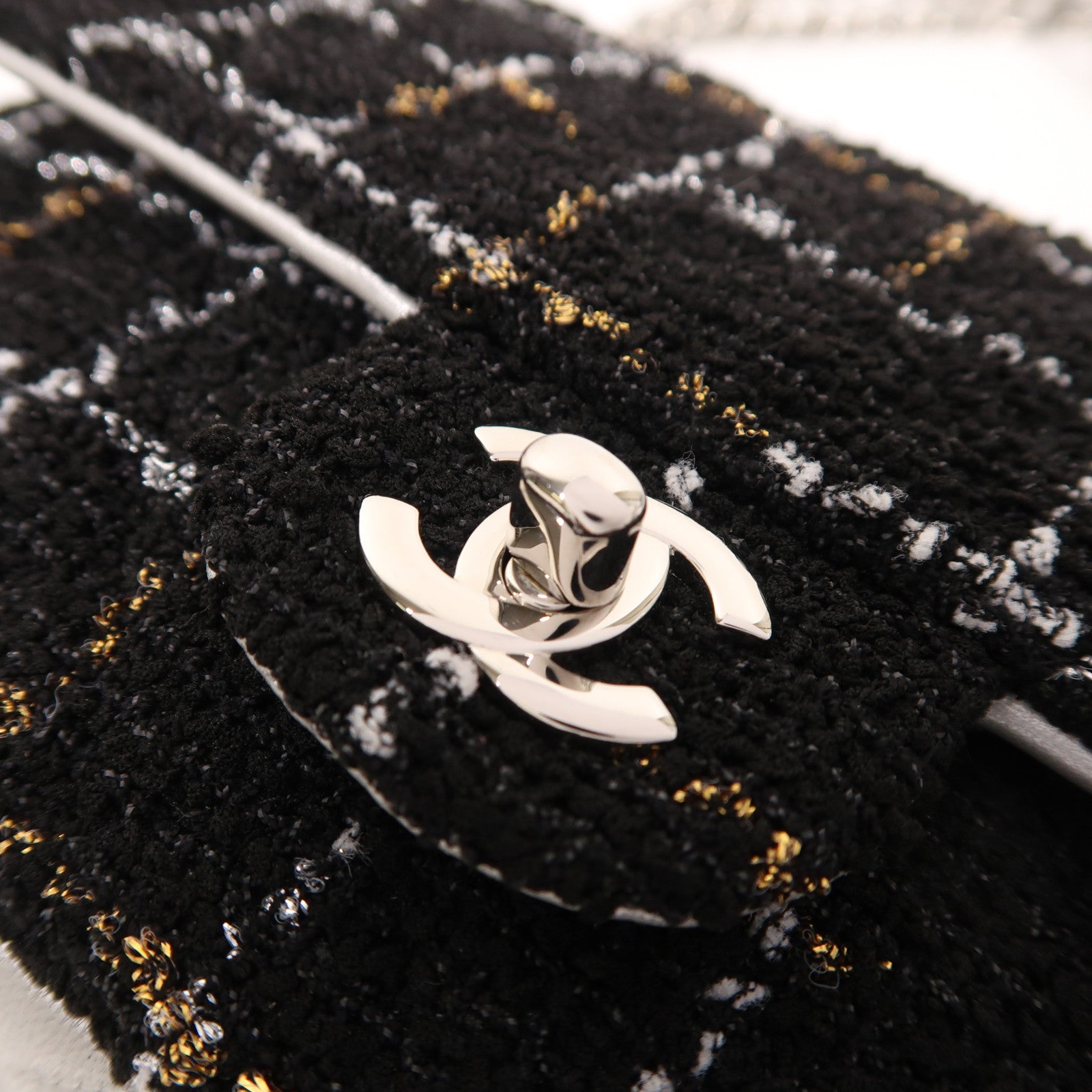 CHANEL Tweed/羊皮皮革Classic 25銀扣鏈帶肩背袋