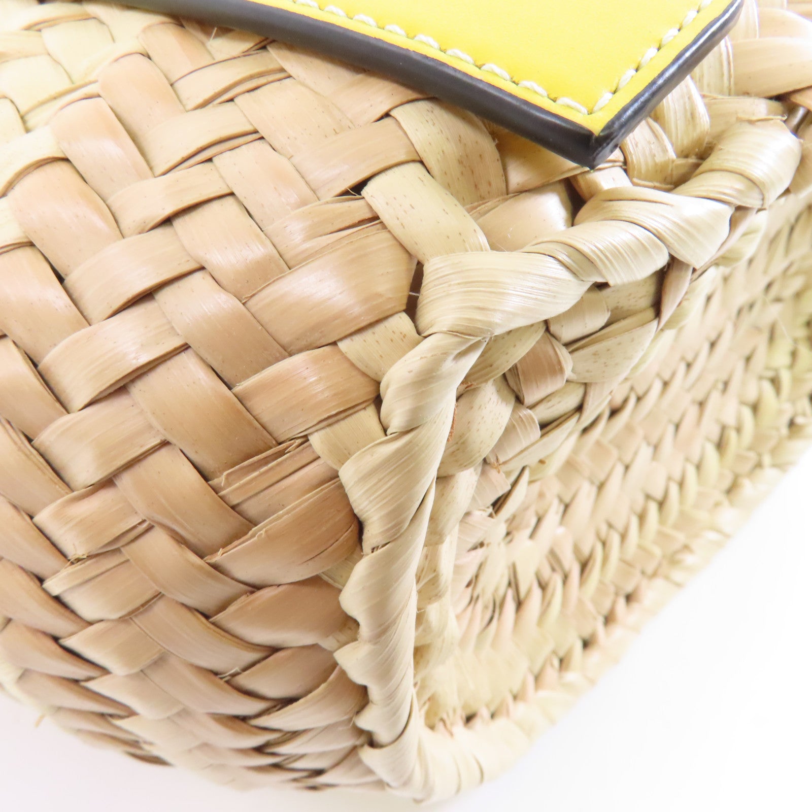 LOEWE 【激減優惠】Raffia Basket Bag銀扣手挽袋米色/黃色