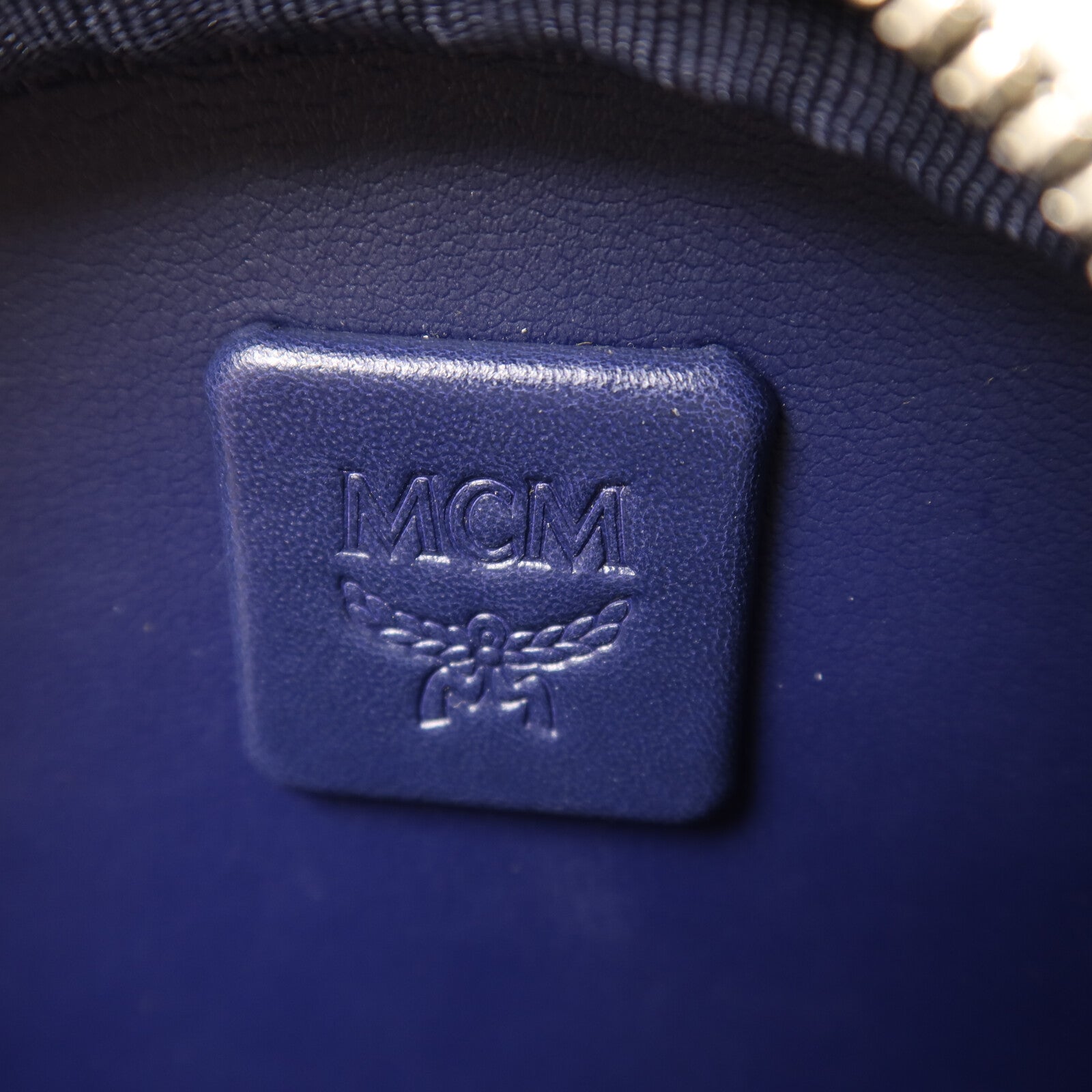 MCM 塗屠帆布Backpack銀扣背包