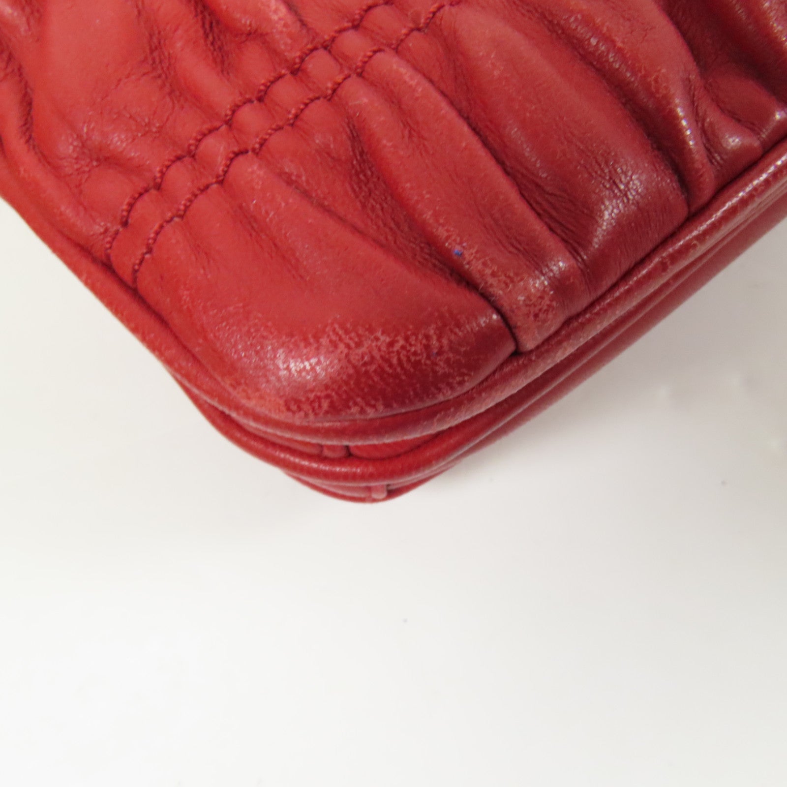 PRADA 羊皮皮革Chain Shoulder銀扣肩背袋