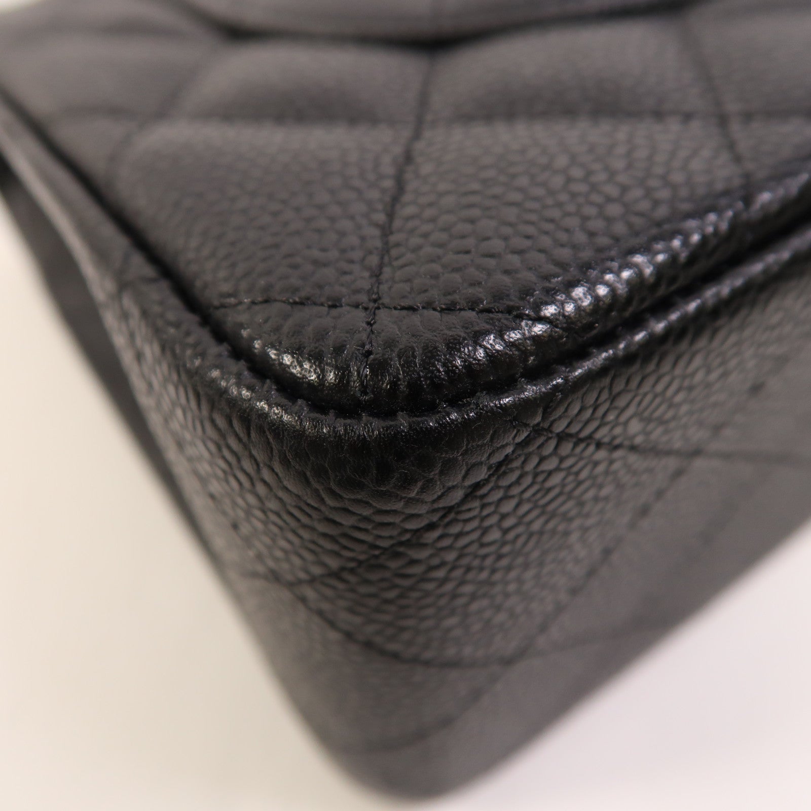 CHANEL 牛皮皮革Large Classic銀扣鏈帶肩背袋