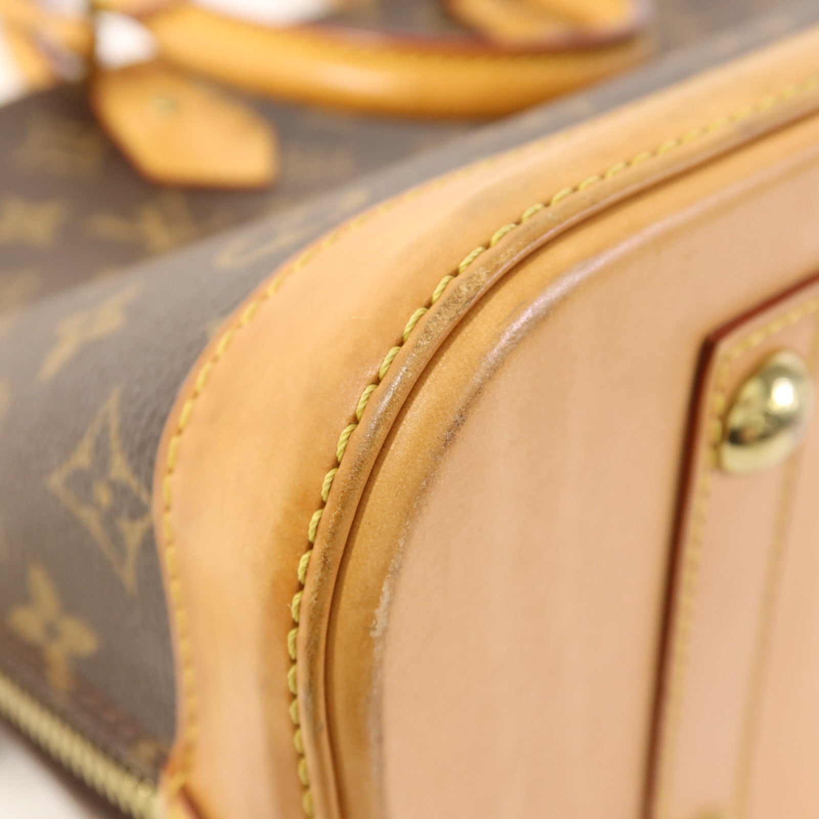 LOUIS VUITTON Monogram Alma金扣手挽袋