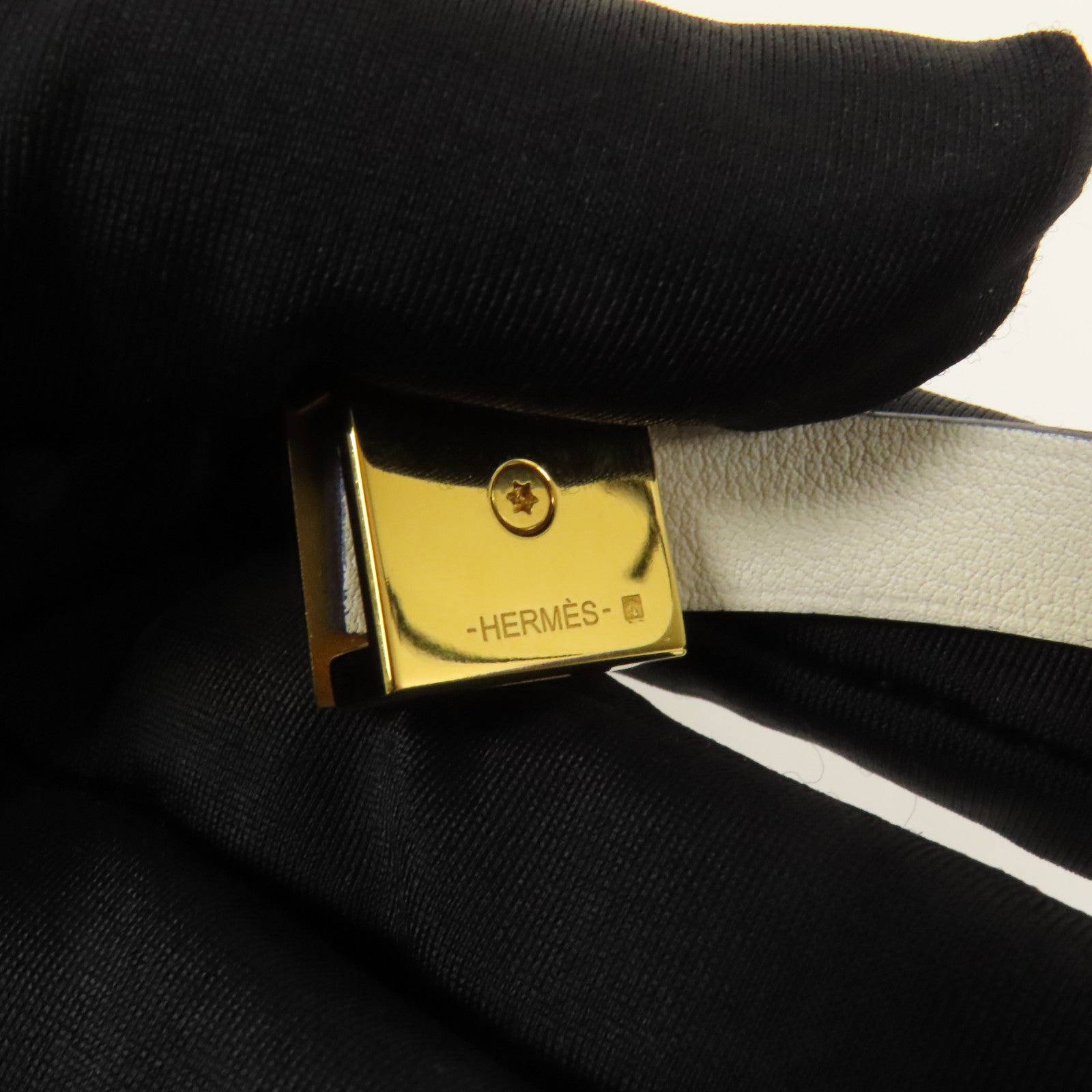 HERMES Swift皮革Medor Infini Double Tour Bracelet金扣手鐲Blue