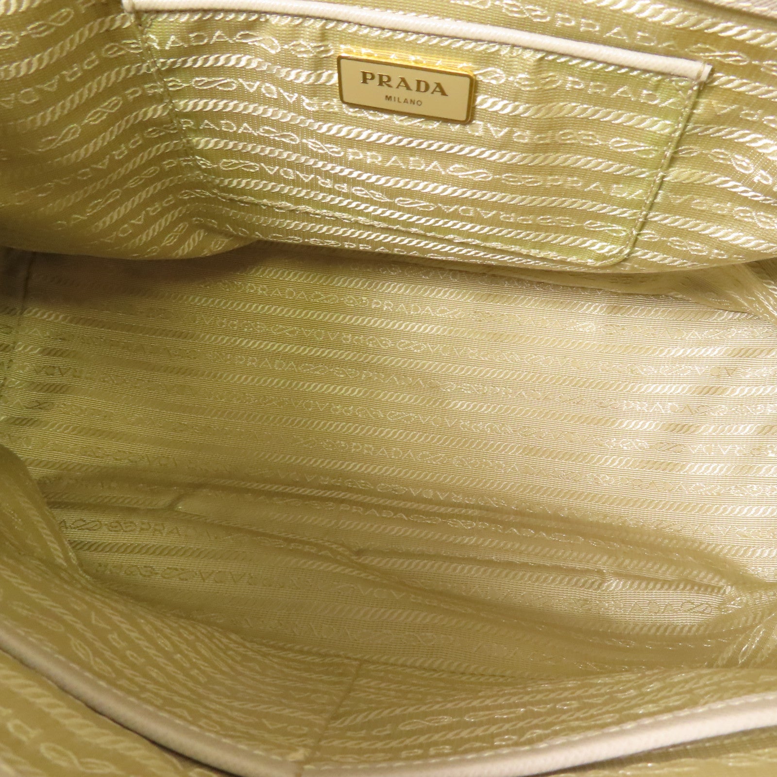 PRADA 牛皮皮革Hand Bag金扣手挽袋