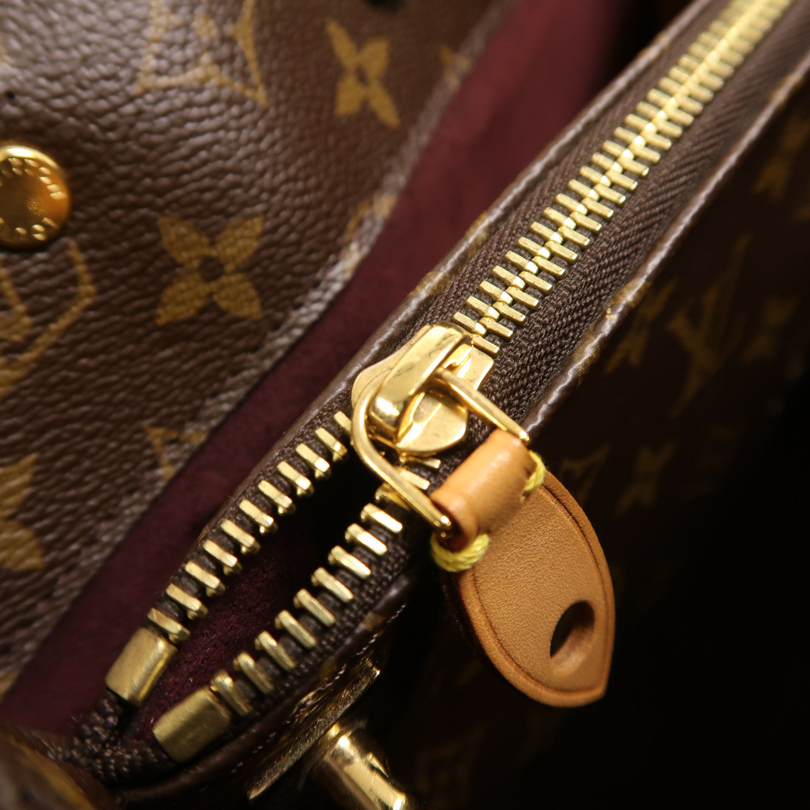 LOUIS VUITTON Monogram Montaigne MM金扣手挽肩背兩用袋