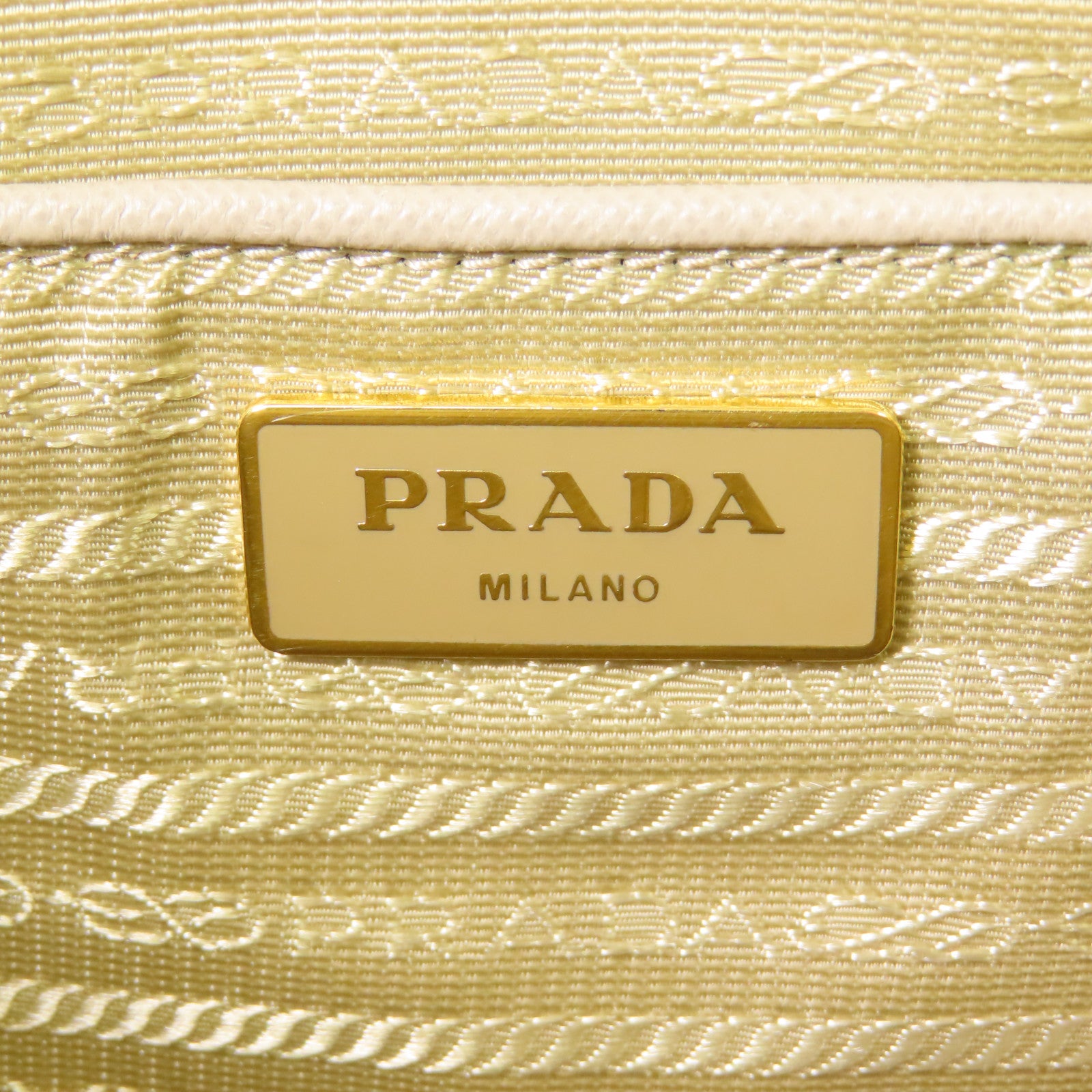 PRADA 牛皮皮革Hand Bag金扣手挽袋