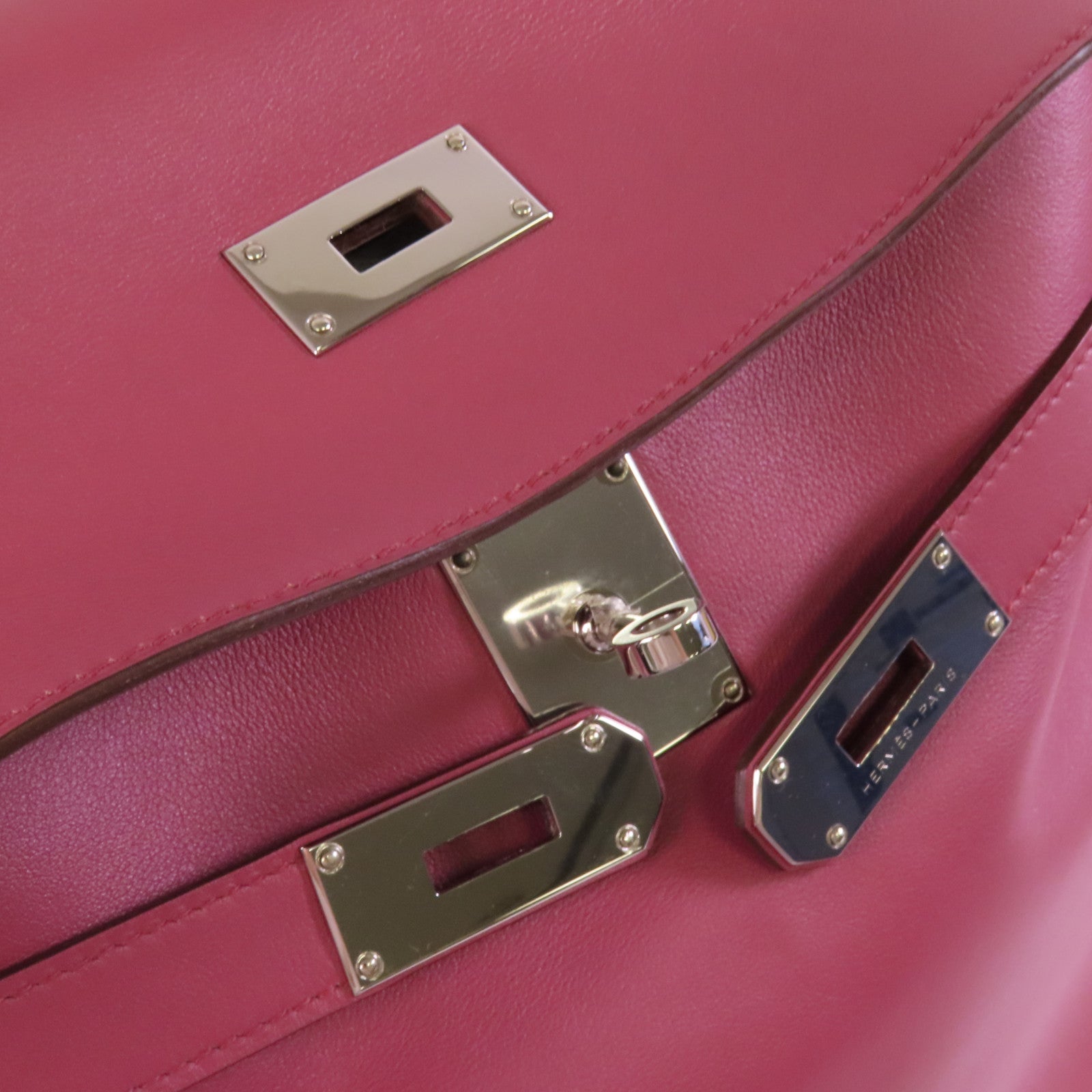 HERMES Swift皮革Kelly Relax 50銀扣肩背袋