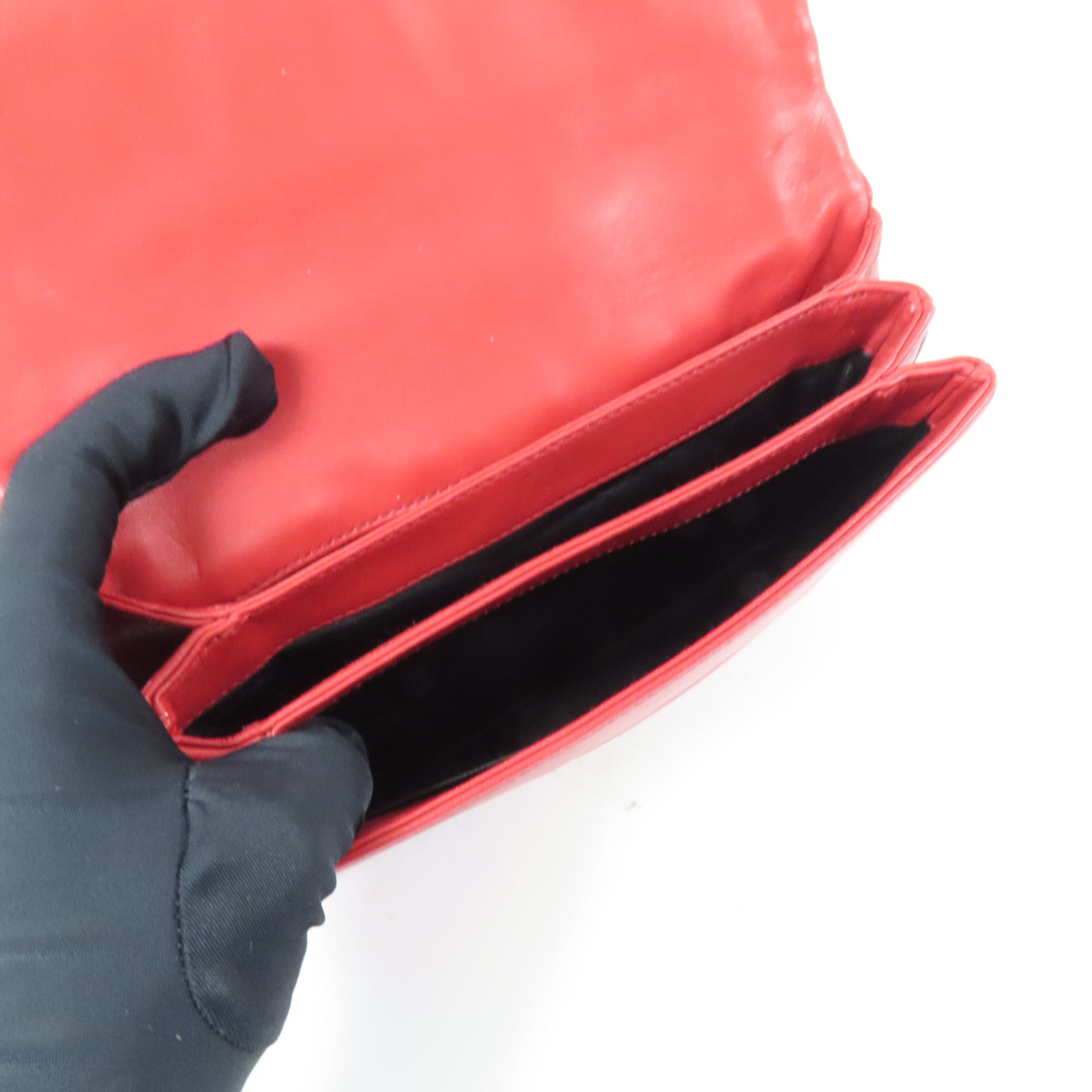 PRADA 羊皮皮革Chain Shoulder銀扣肩背袋