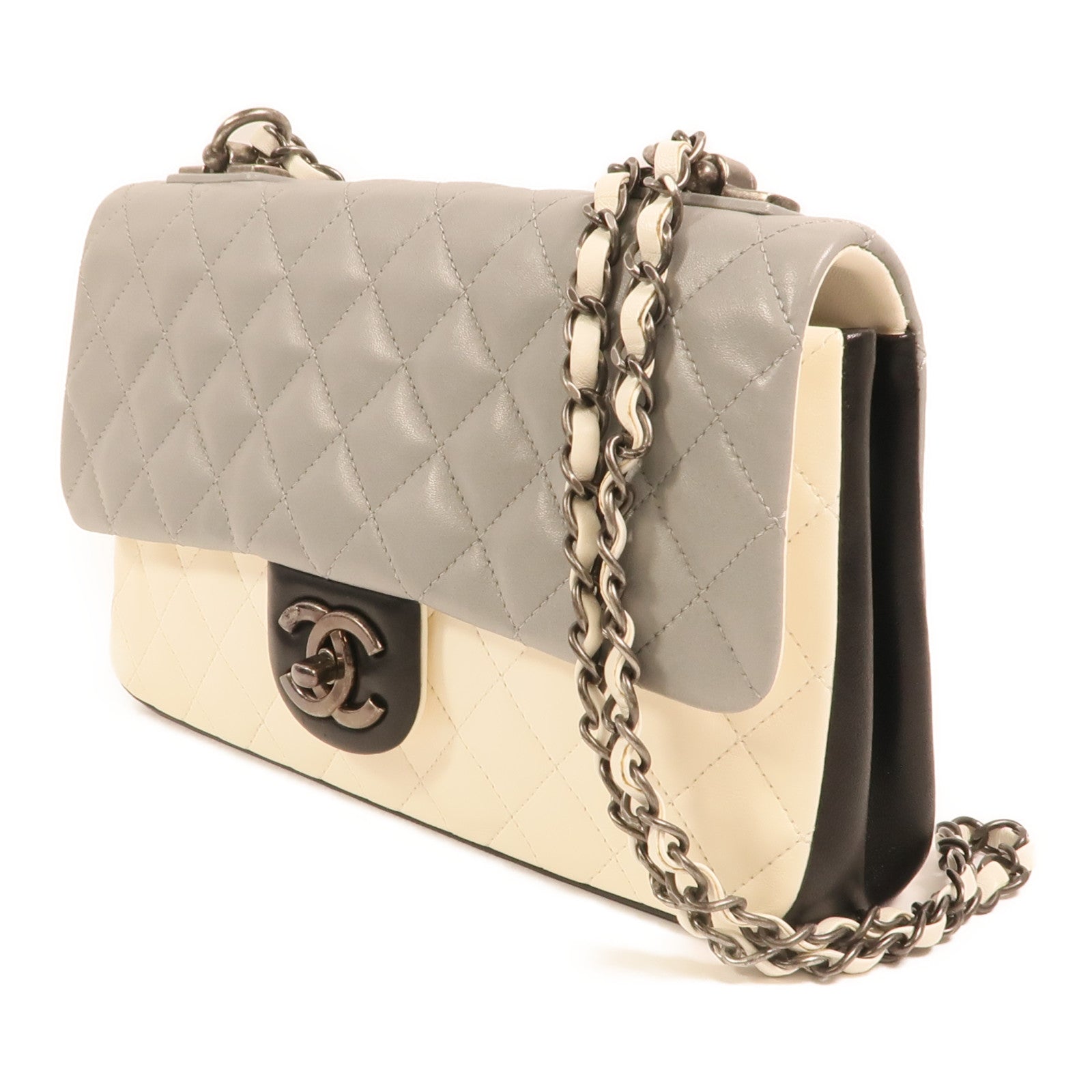 CHANEL 羊皮皮革Chain Shoulder銀扣肩背袋
