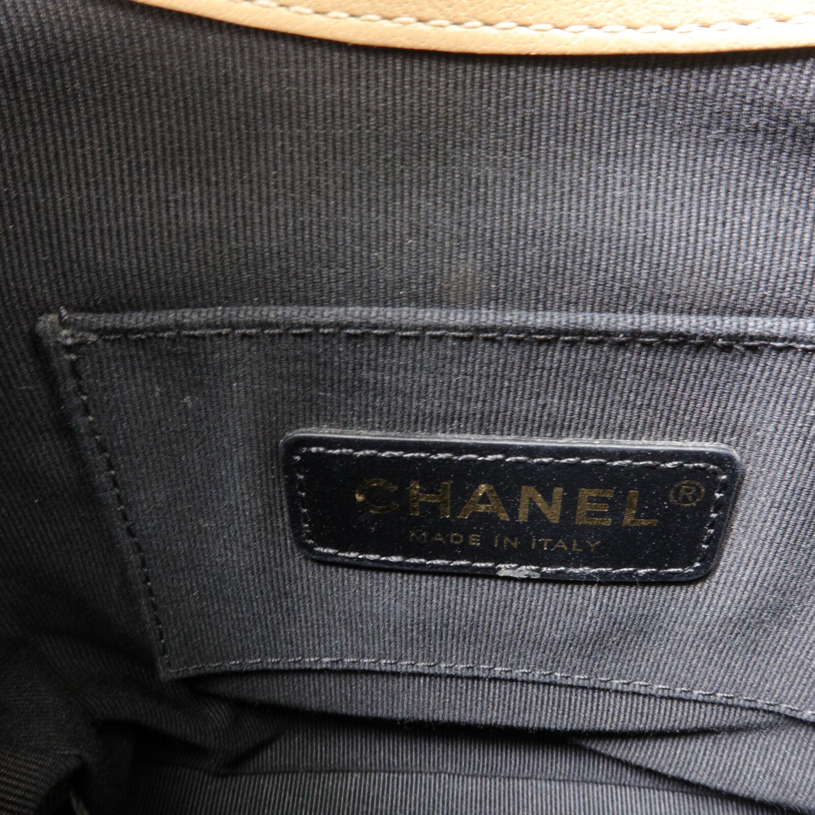 CHANEL 牛皮皮革Chain Shoulder Bag鏈帶肩背袋