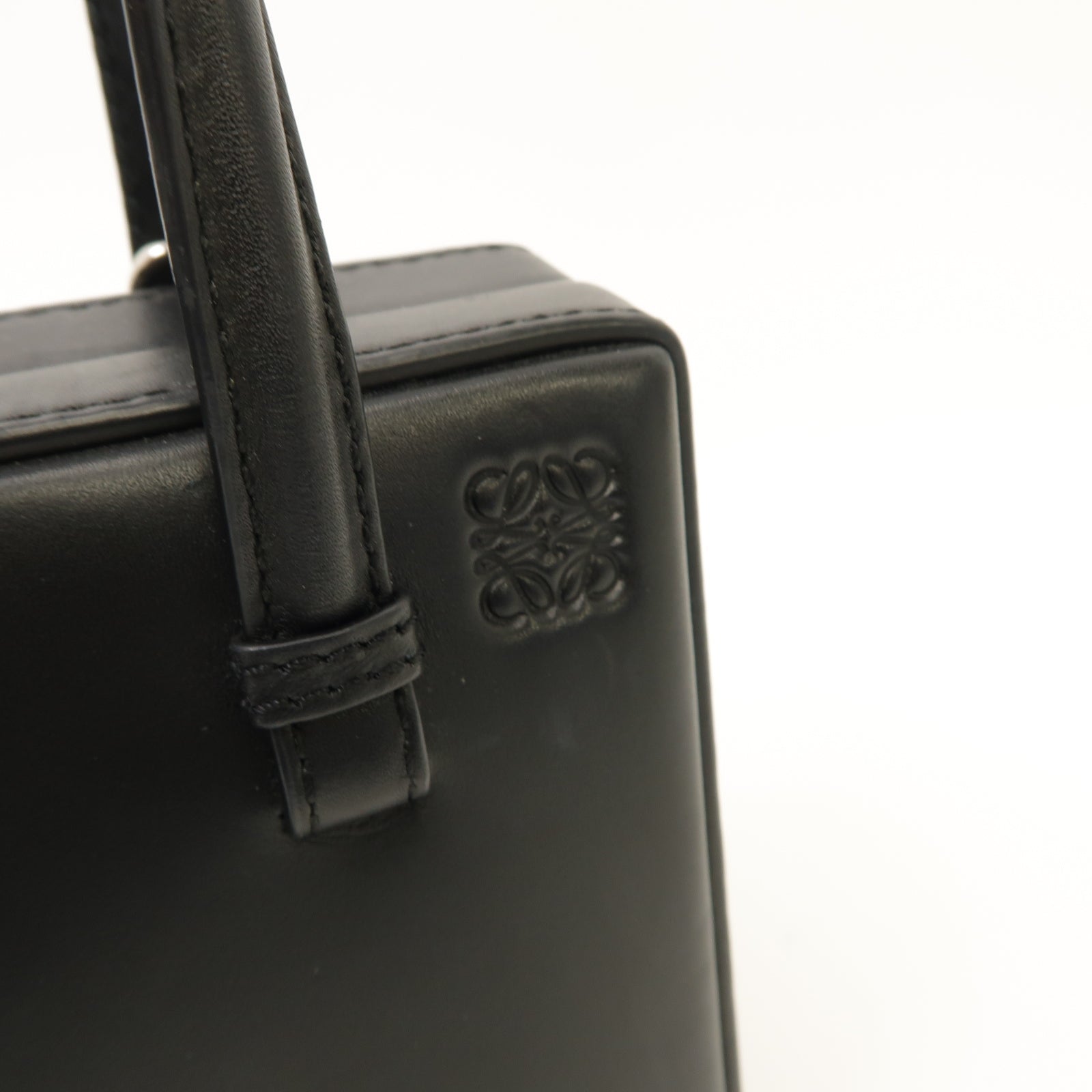 LOEWE 【激減優惠】牛皮皮革Postal 2 Way Shoulder Bag銀扣手挽肩背兩用袋黑色