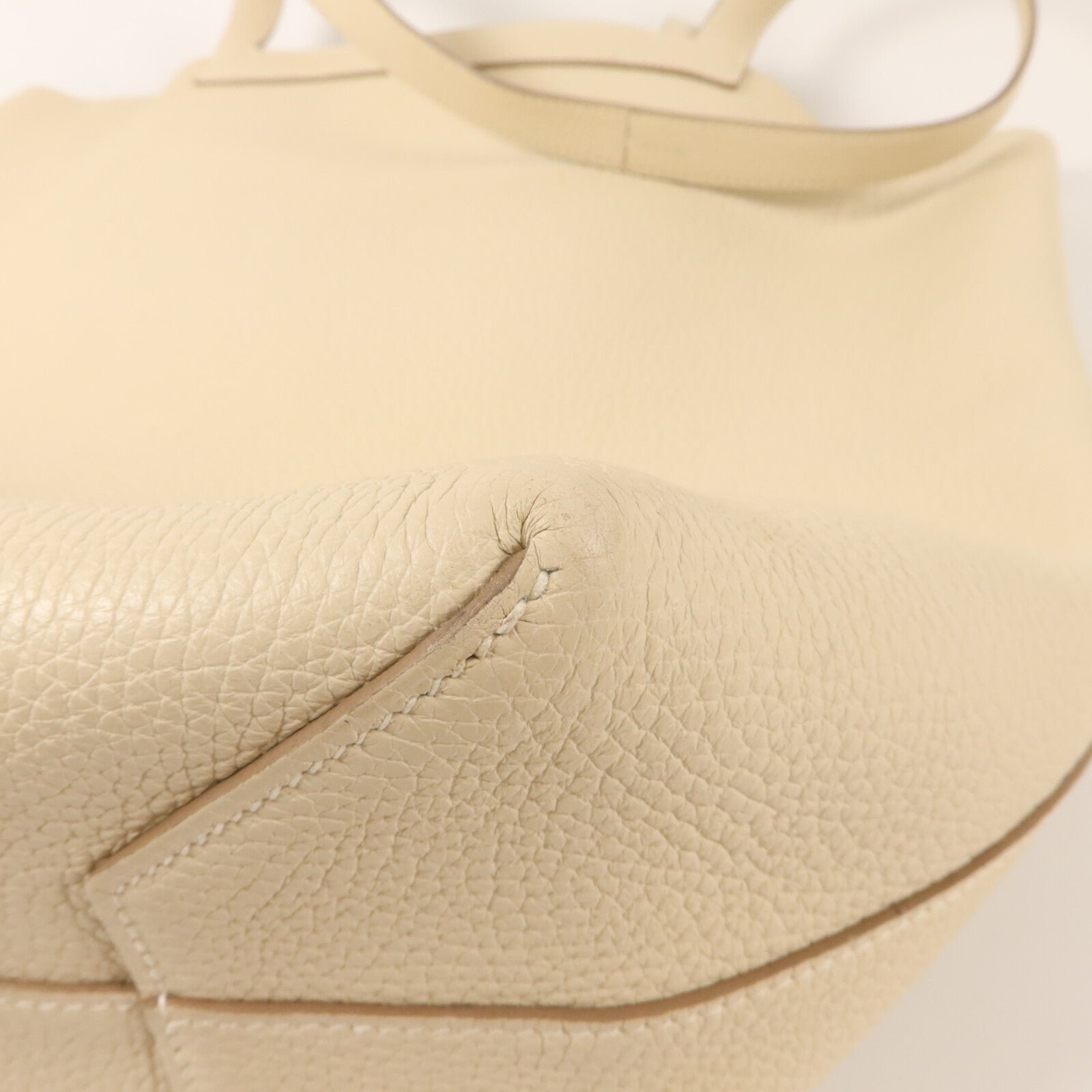 HERMES Clemence皮革Cabasellier 46手挽袋Craie