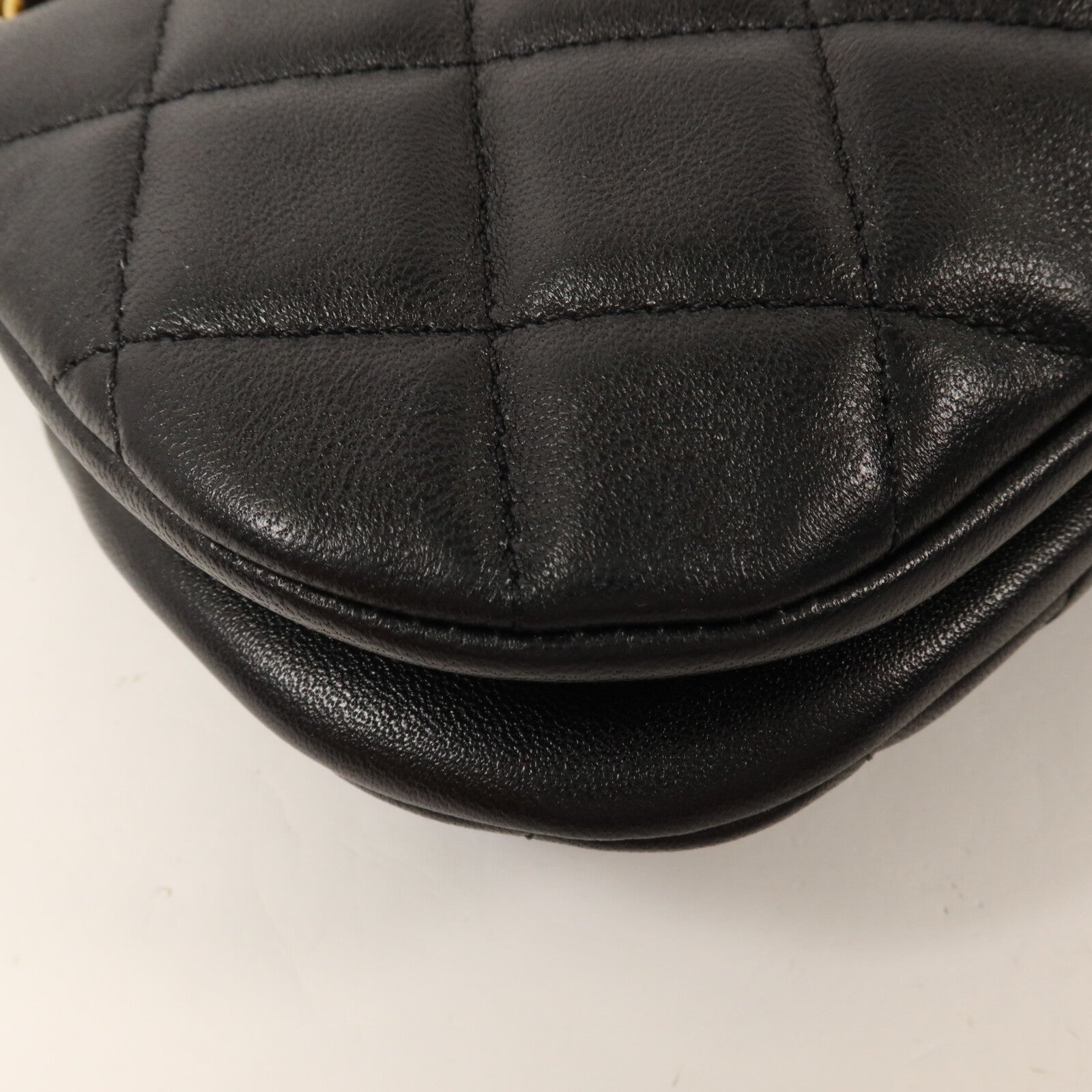 CHANEL 牛皮皮革C24鏈帶肩背袋