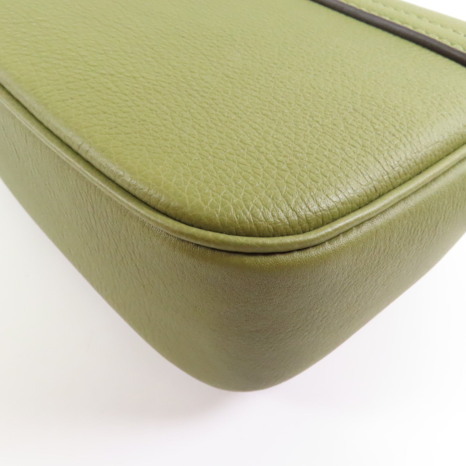 LOUIS VUITTON 牛皮皮革LockMe Tender金扣手挽肩背兩用袋