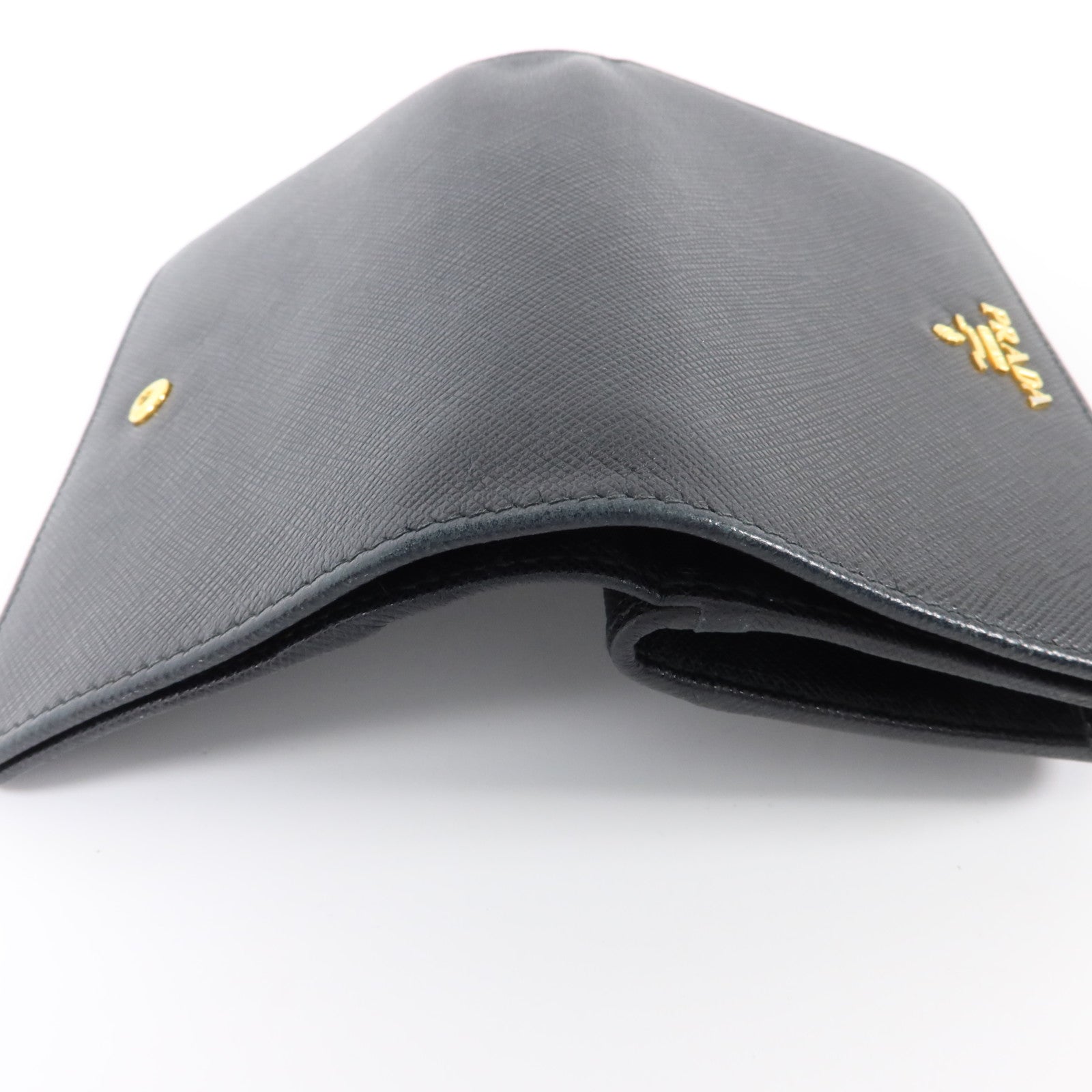 PRADA Saffiano皮革Bifold Wallet金扣錢包
