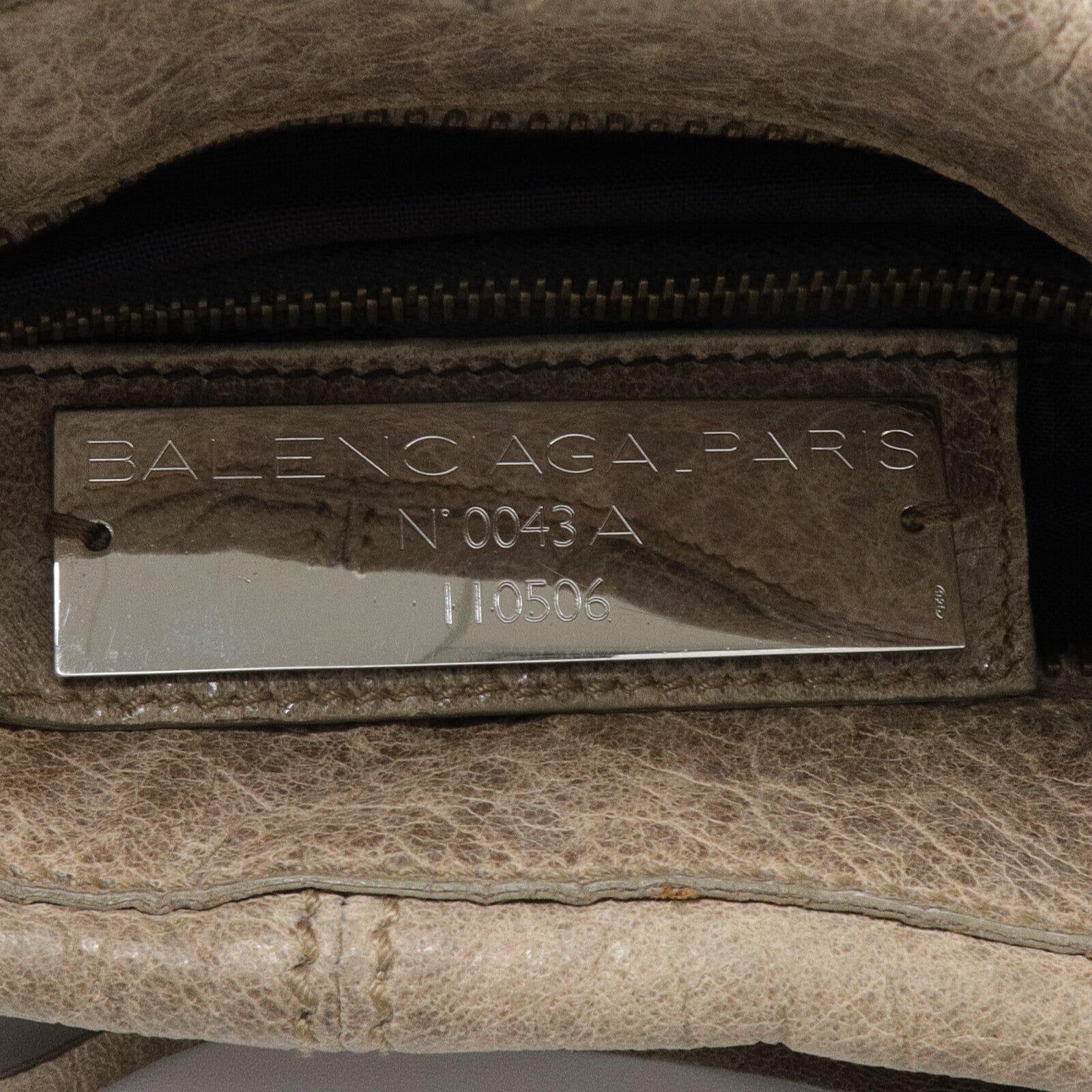 BALENCIAGA 牛皮皮革Weekender肩背袋