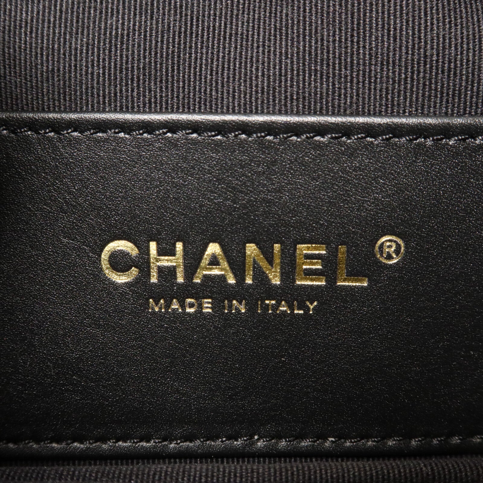 CHANEL 牛皮皮革C24鏈帶肩背袋