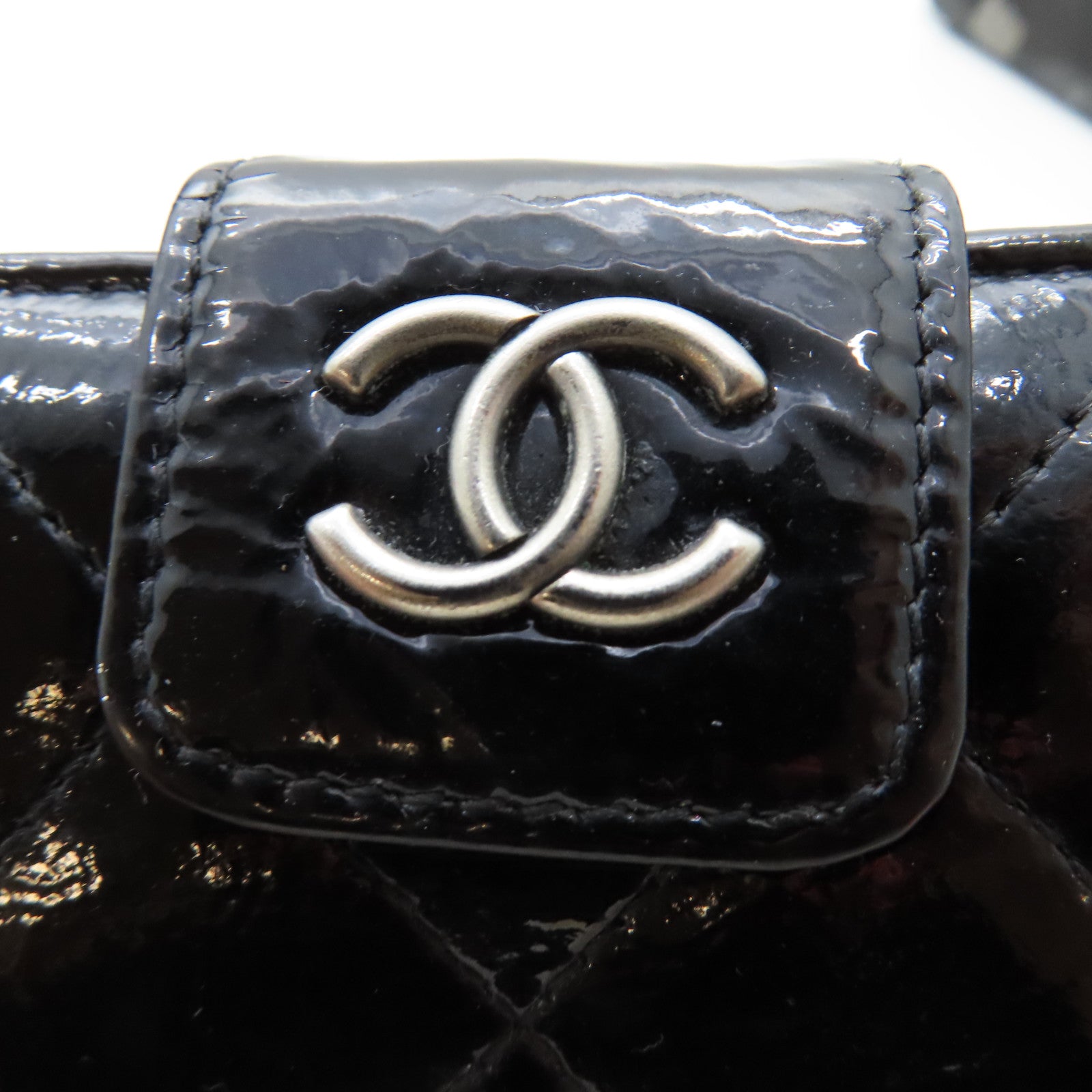 CHANEL 【激減優惠】菱格漆皮皮革Wallet銀扣錢包黑色