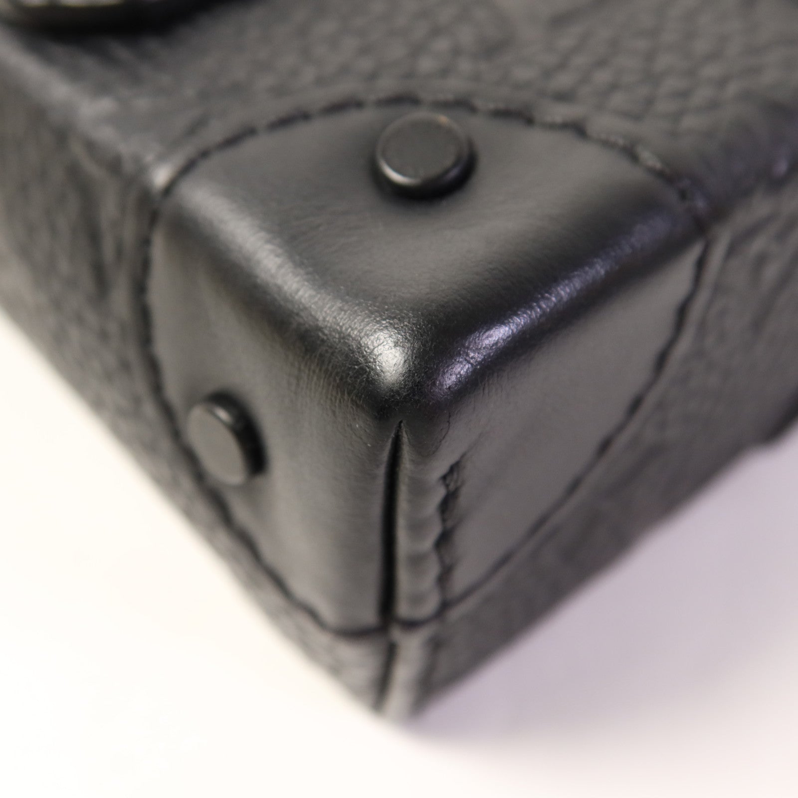 LOUIS VUITTON Monogram Taurillon Trunk Messenger Bag肩背袋