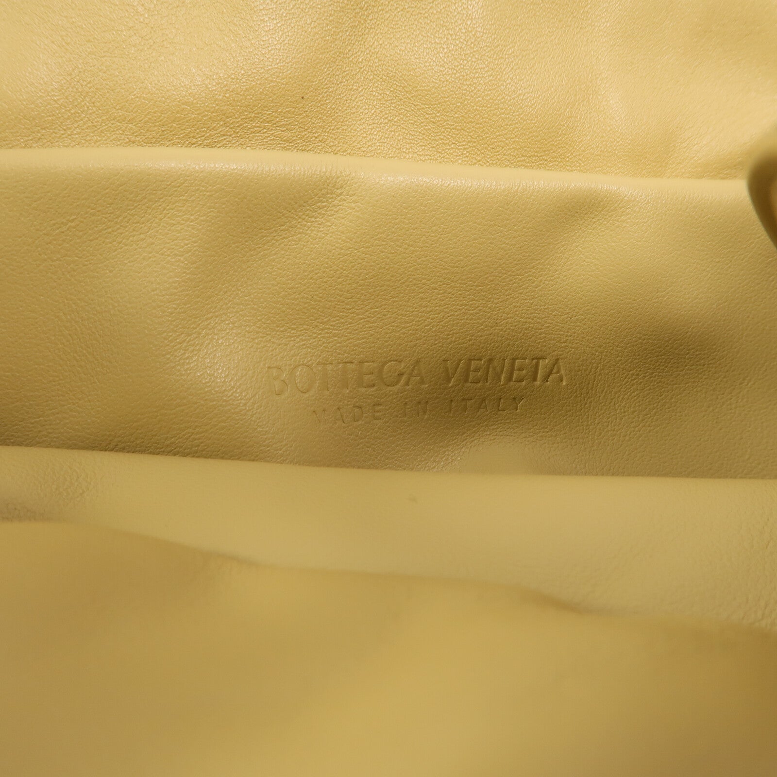 BOTTEGA VENETA 【激減優惠】牛皮皮革The Bulb金扣肩背袋