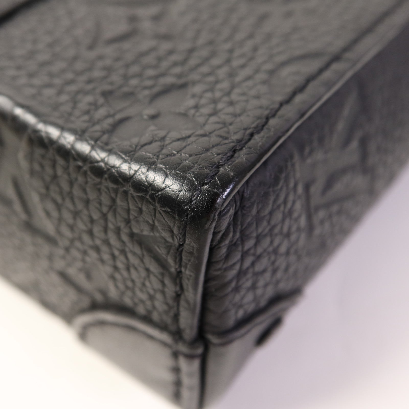 LOUIS VUITTON Monogram Taurillon Trunk Messenger Bag肩背袋