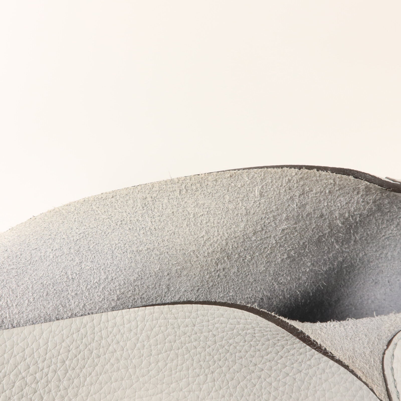 HERMES Clemence皮革Picotin MM手挽袋Gris Perle