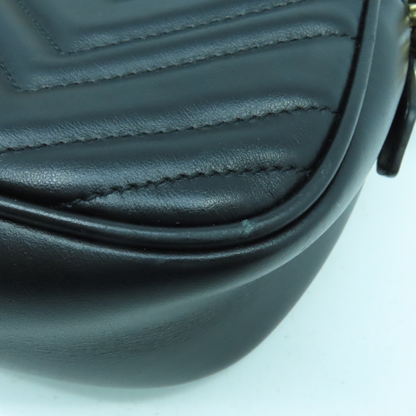 GUCCI 【激減優惠】牛皮皮革GG Marmont金扣肩背袋黑色