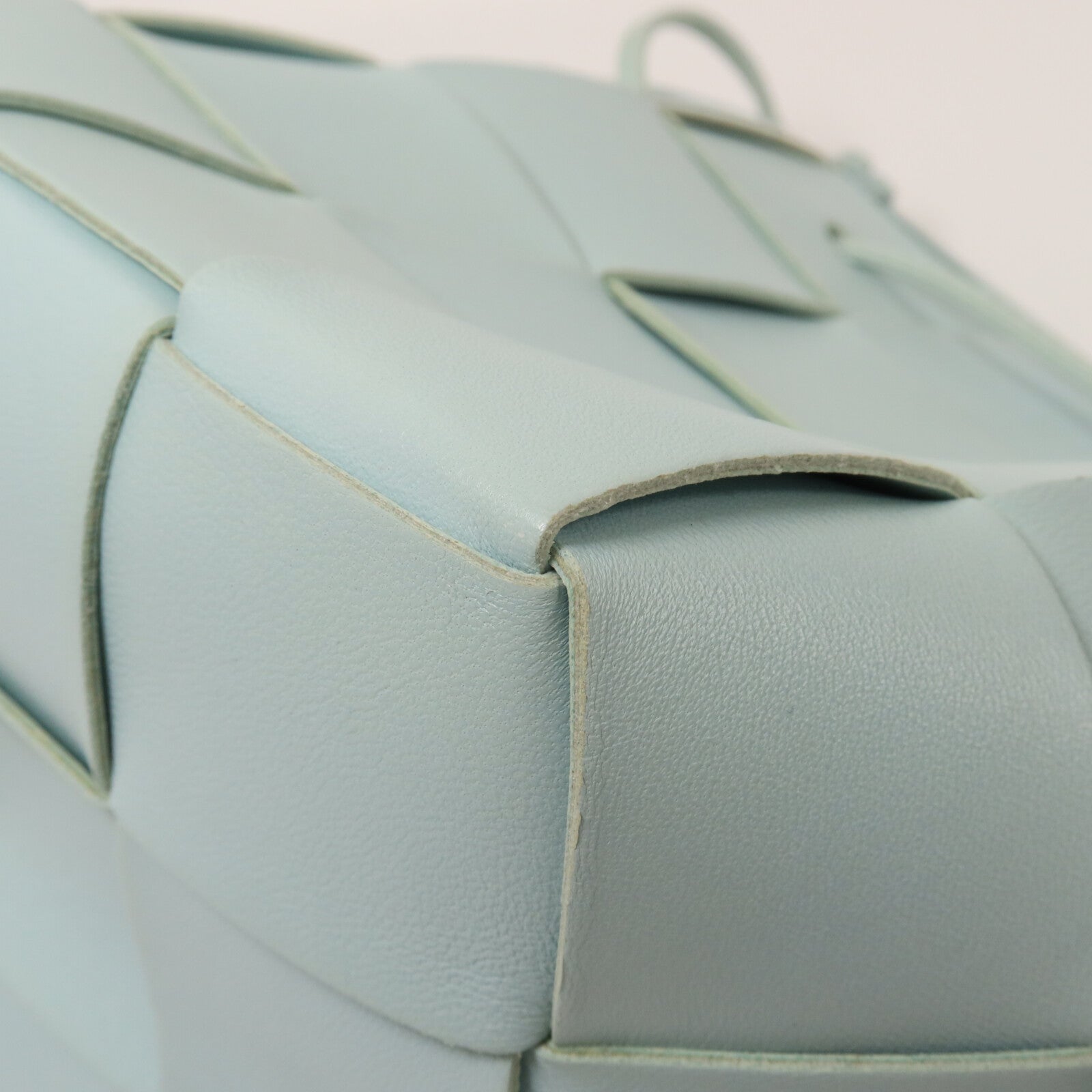 BOTTEGA VENETA 牛皮皮革Cassette Bucket肩背袋