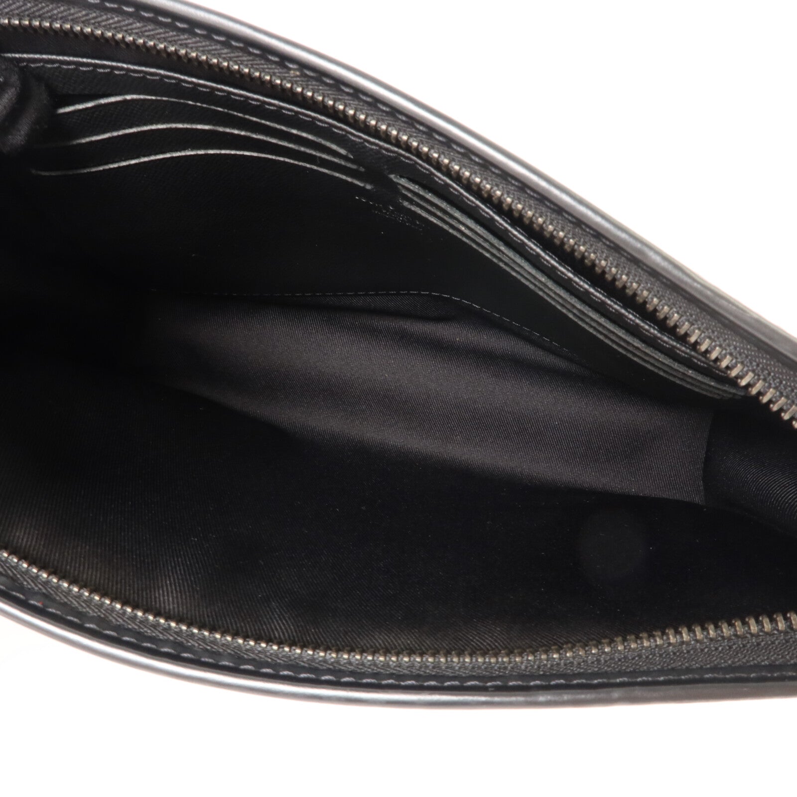 LOUIS VUITTON Monogram Eclipse Pochette Voyage MM銀扣手拿包