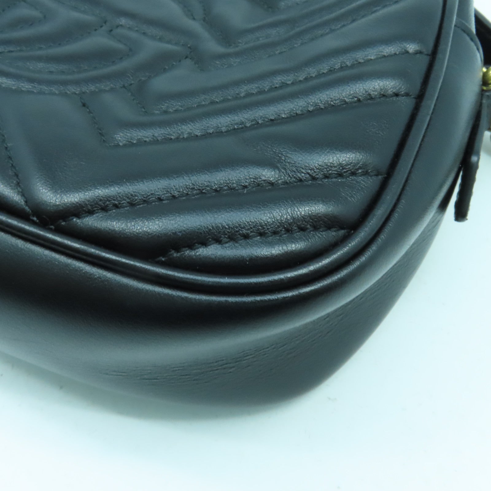 GUCCI 【激減優惠】牛皮皮革GG Marmont金扣肩背袋黑色