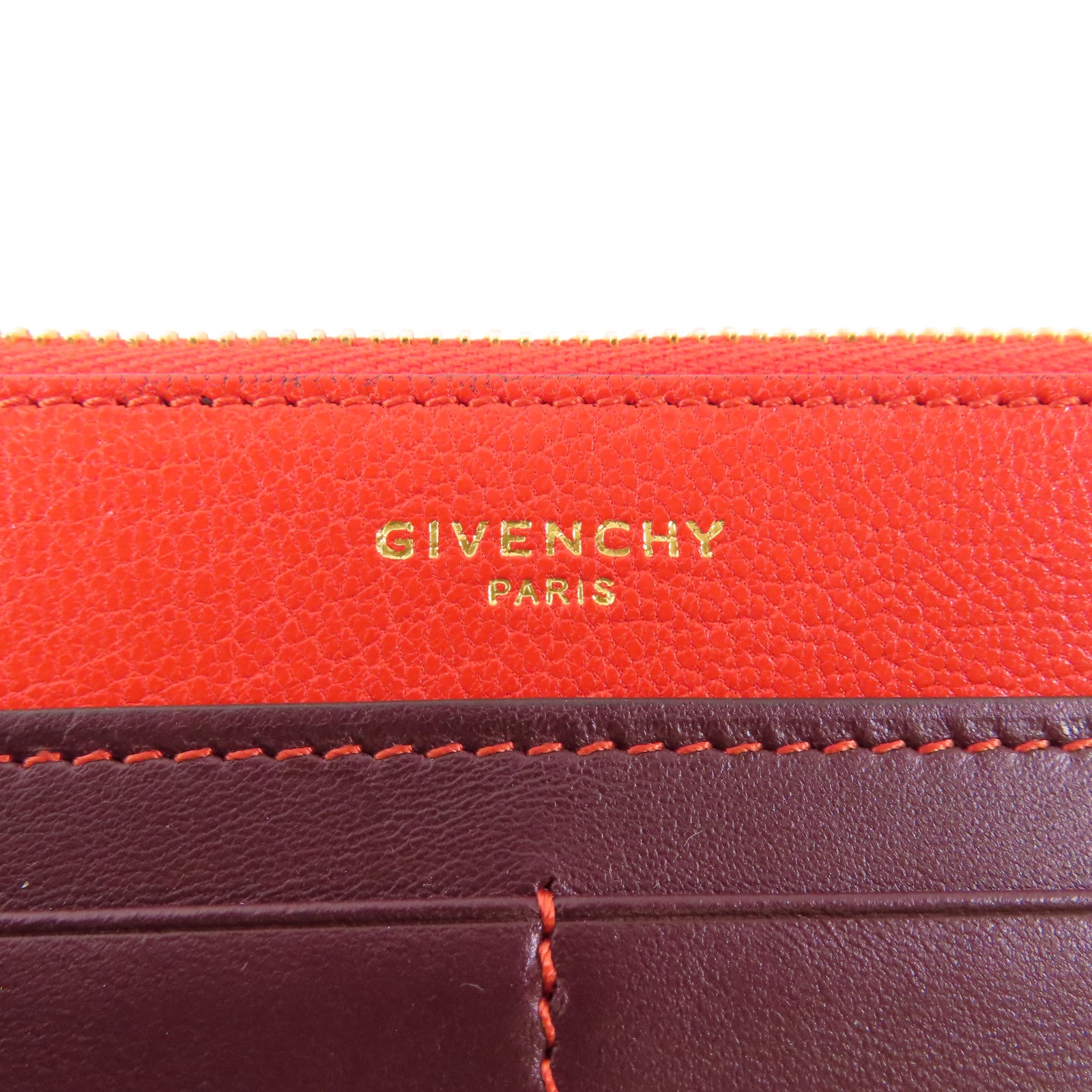 GIVENCHY 牛皮皮革Pouch金扣手拿包