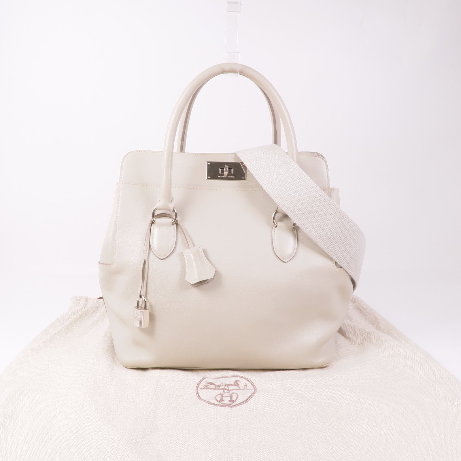 HERMES Swift皮革Tool Box 26銀扣手挽肩背兩用袋Pearl Grey