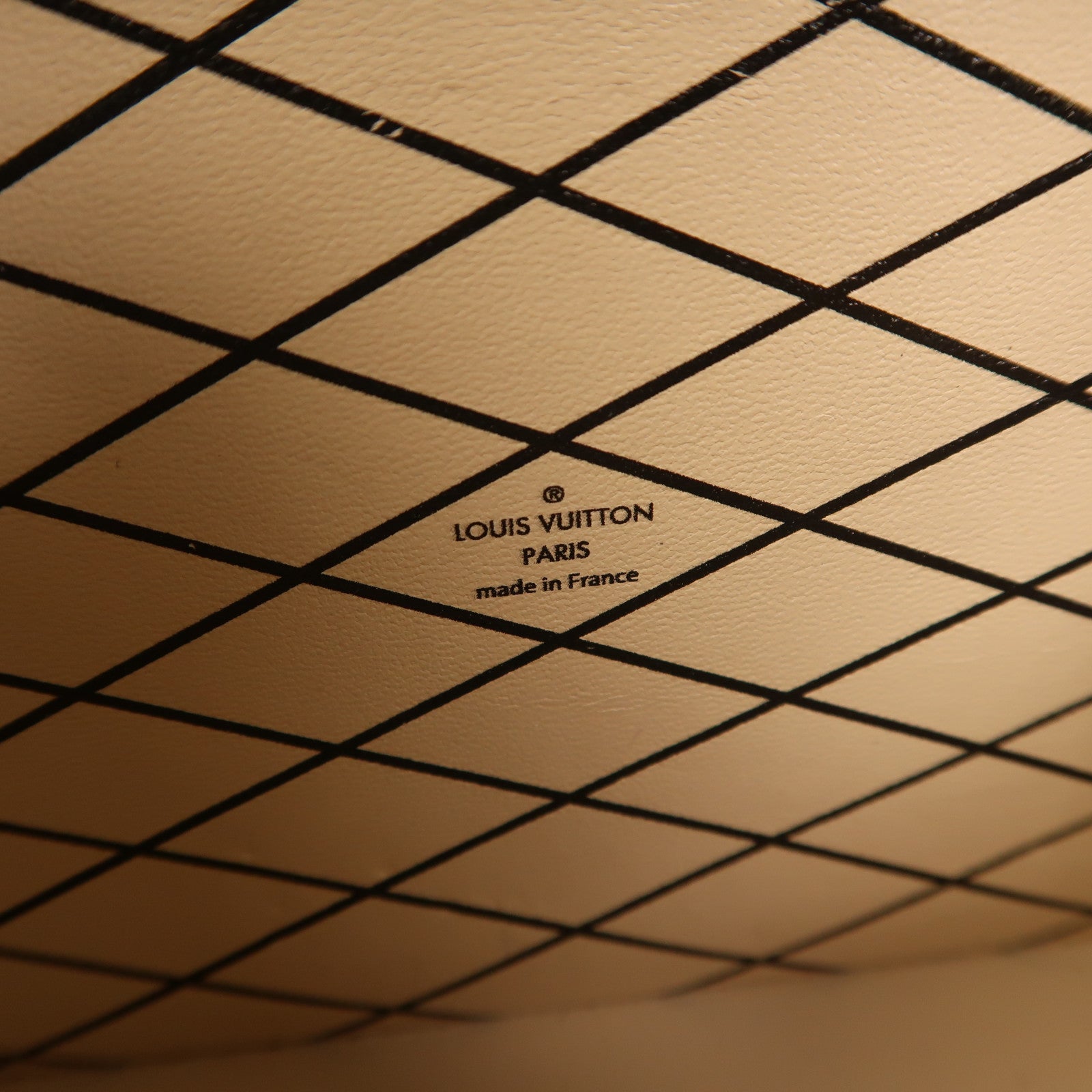 LOUIS VUITTON Monogram Reverse Petite Malle金扣肩背袋