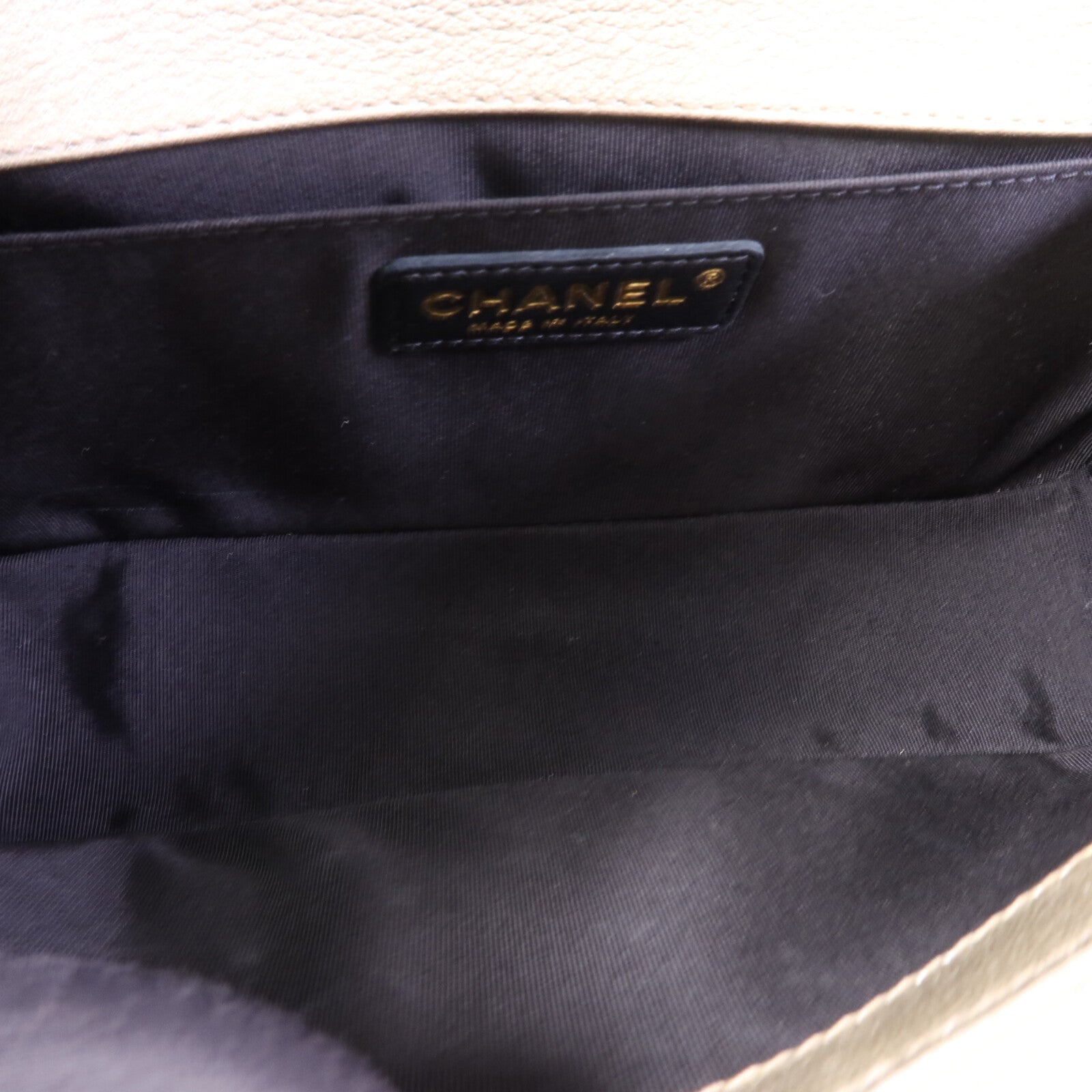 CHANEL 牛皮皮革Boy 25金扣鏈帶肩背袋