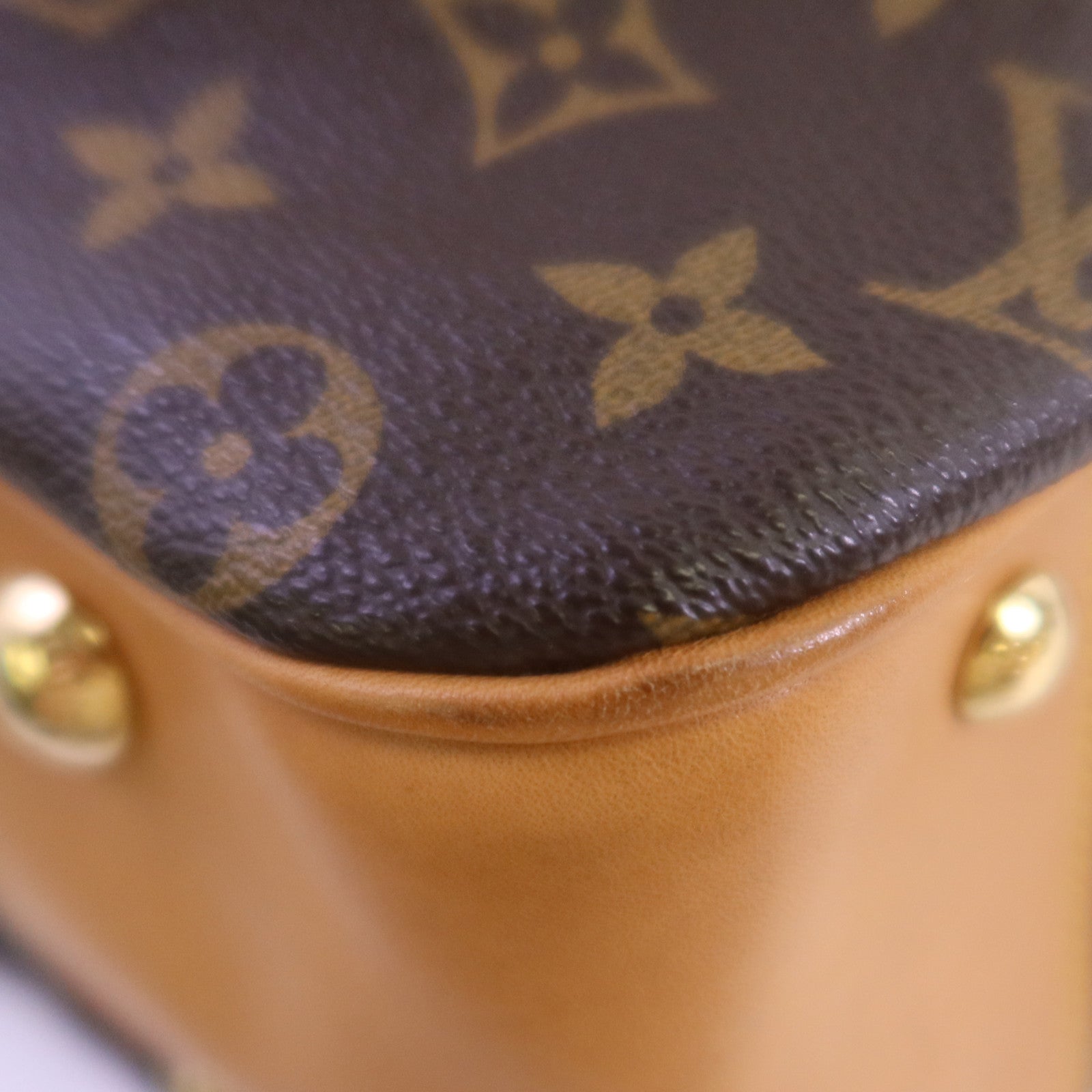LOUIS VUITTON Monogram Boetie MM金扣肩背袋